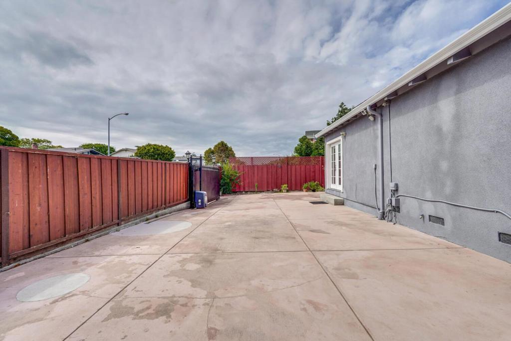 Union City, California, 94587, United States, 4 Bedrooms Bedrooms, ,3 BathroomsBathrooms,Residential,For Sale,1978572