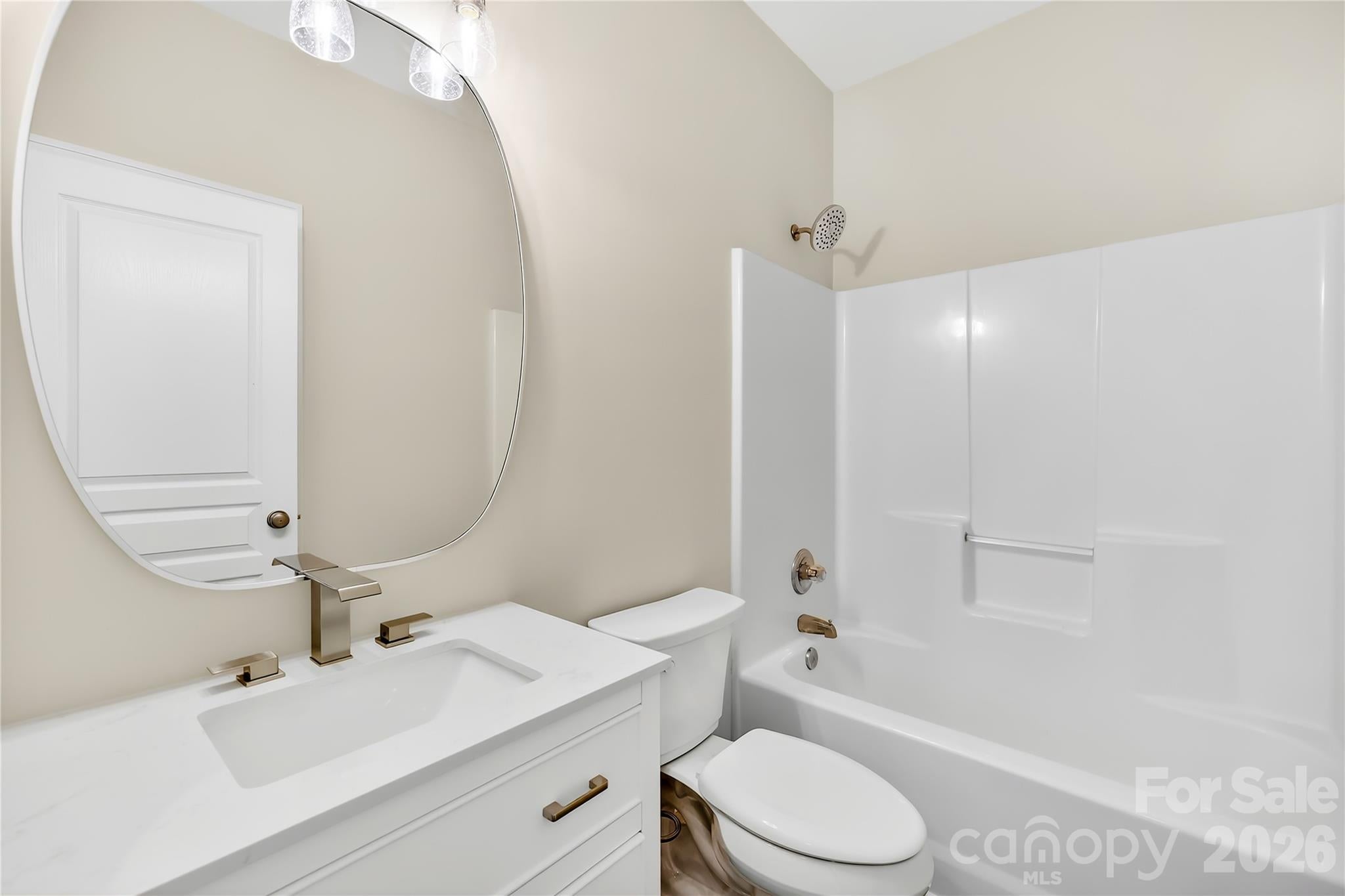 Cornelius, North Carolina, 28031, United States, 4 Bedrooms Bedrooms, ,4 BathroomsBathrooms,Residential,For Sale,2045190