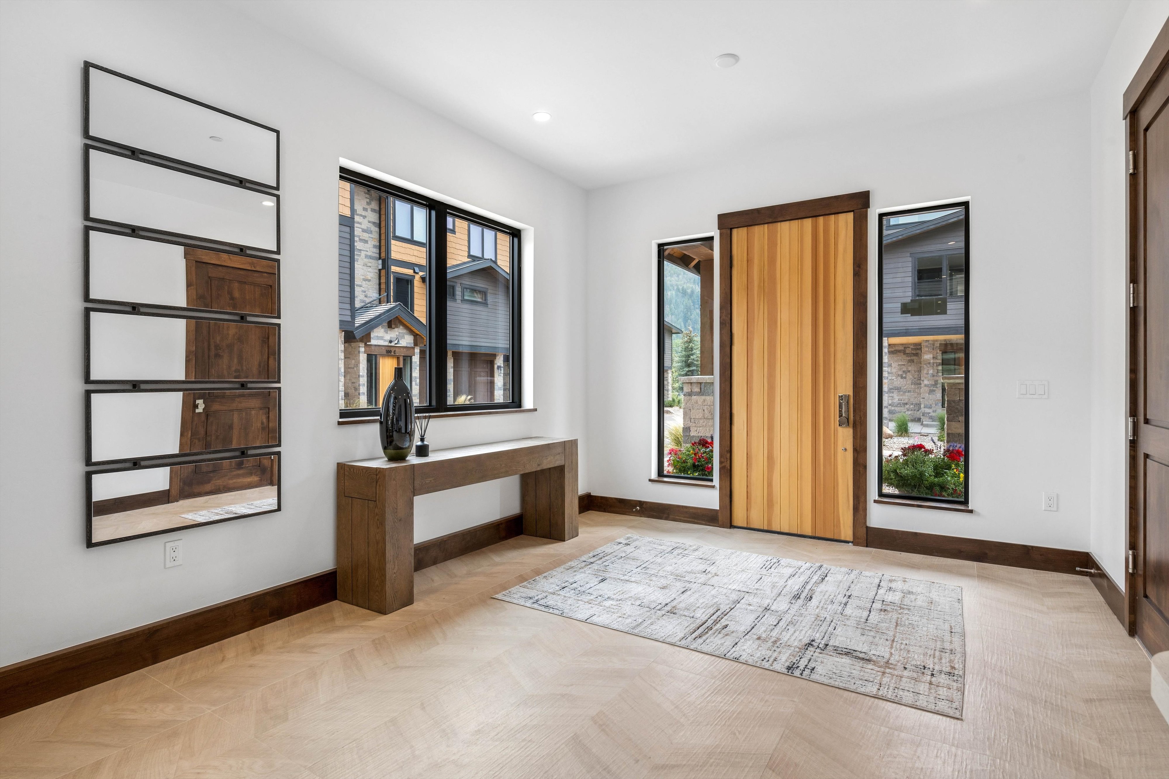  Contemporary architecture meets effortless mountain living at The Kestrel - 物件實景