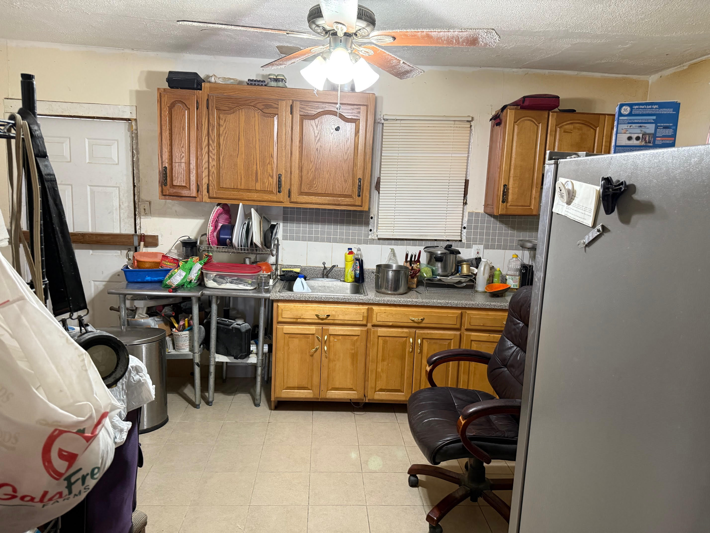 Bridgeport, Connecticut, 06608, United States, 6 Bedrooms Bedrooms, ,3 BathroomsBathrooms,Residential,For Sale,1936865