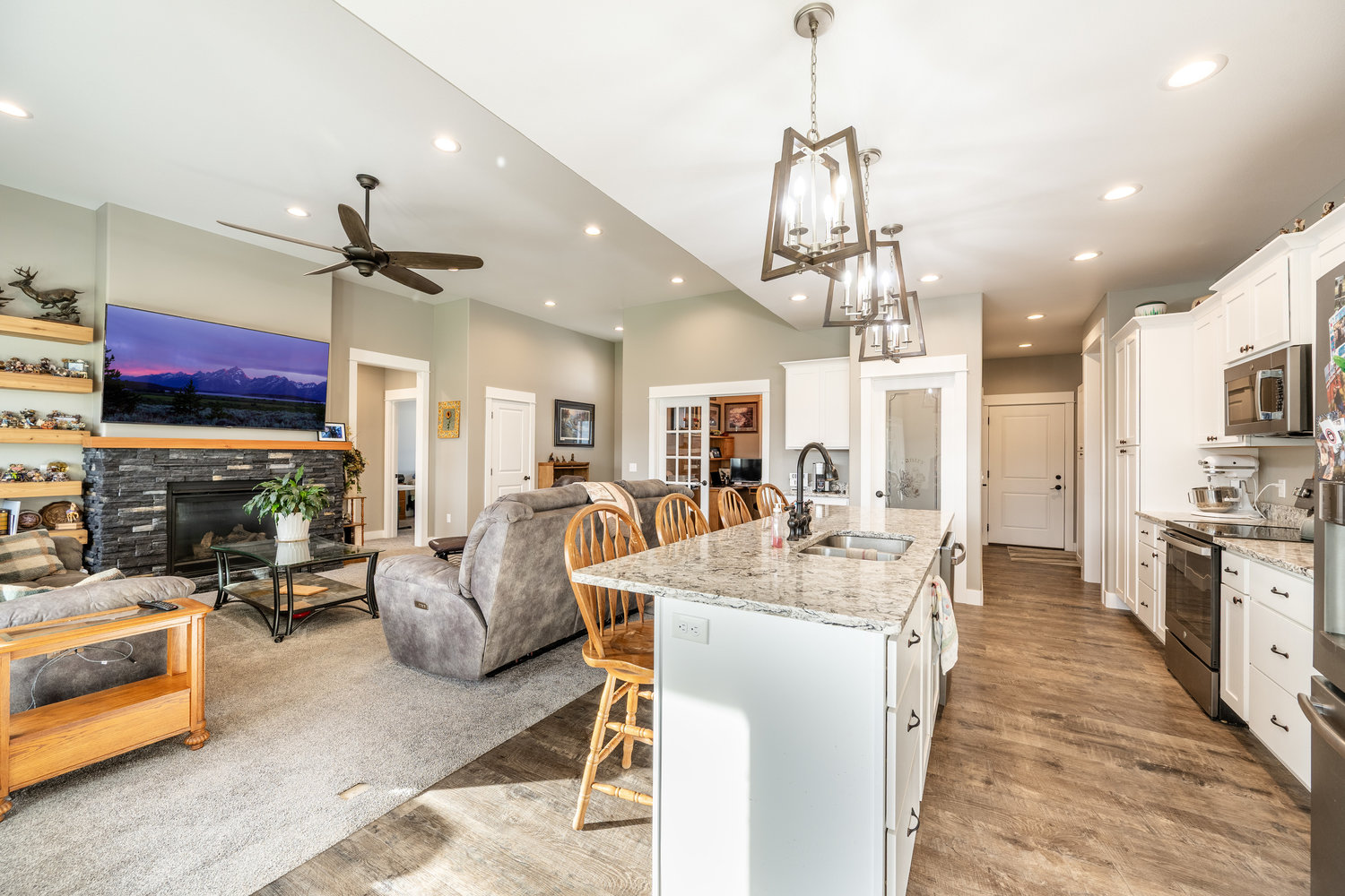 Ranchester, Wyoming, 82839, United States, 3 Bedrooms Bedrooms, ,2 BathroomsBathrooms,Residential,For Sale,2000081