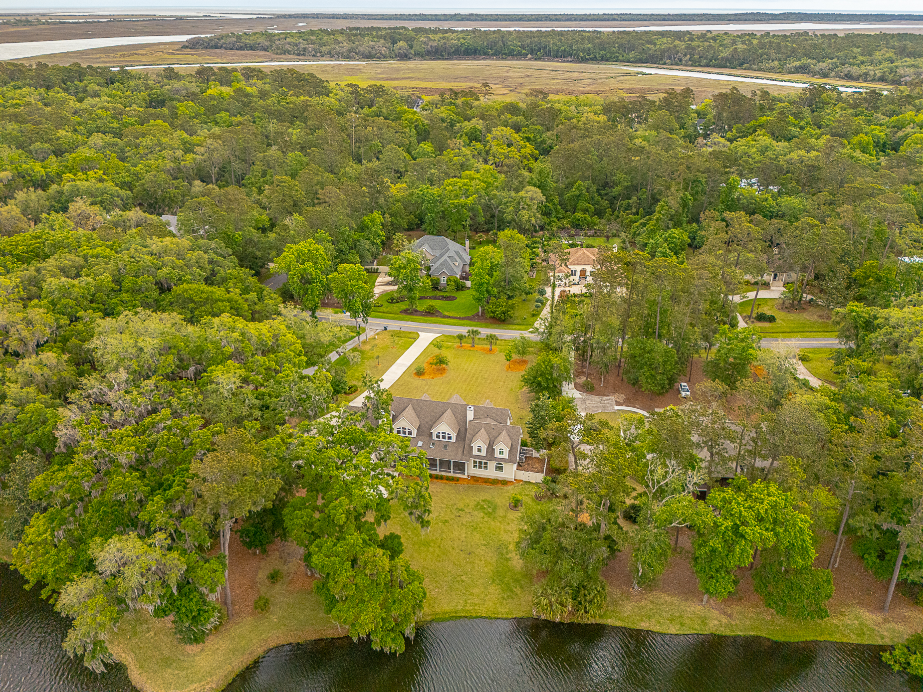  165 Butler Lake Drive - 物件實景