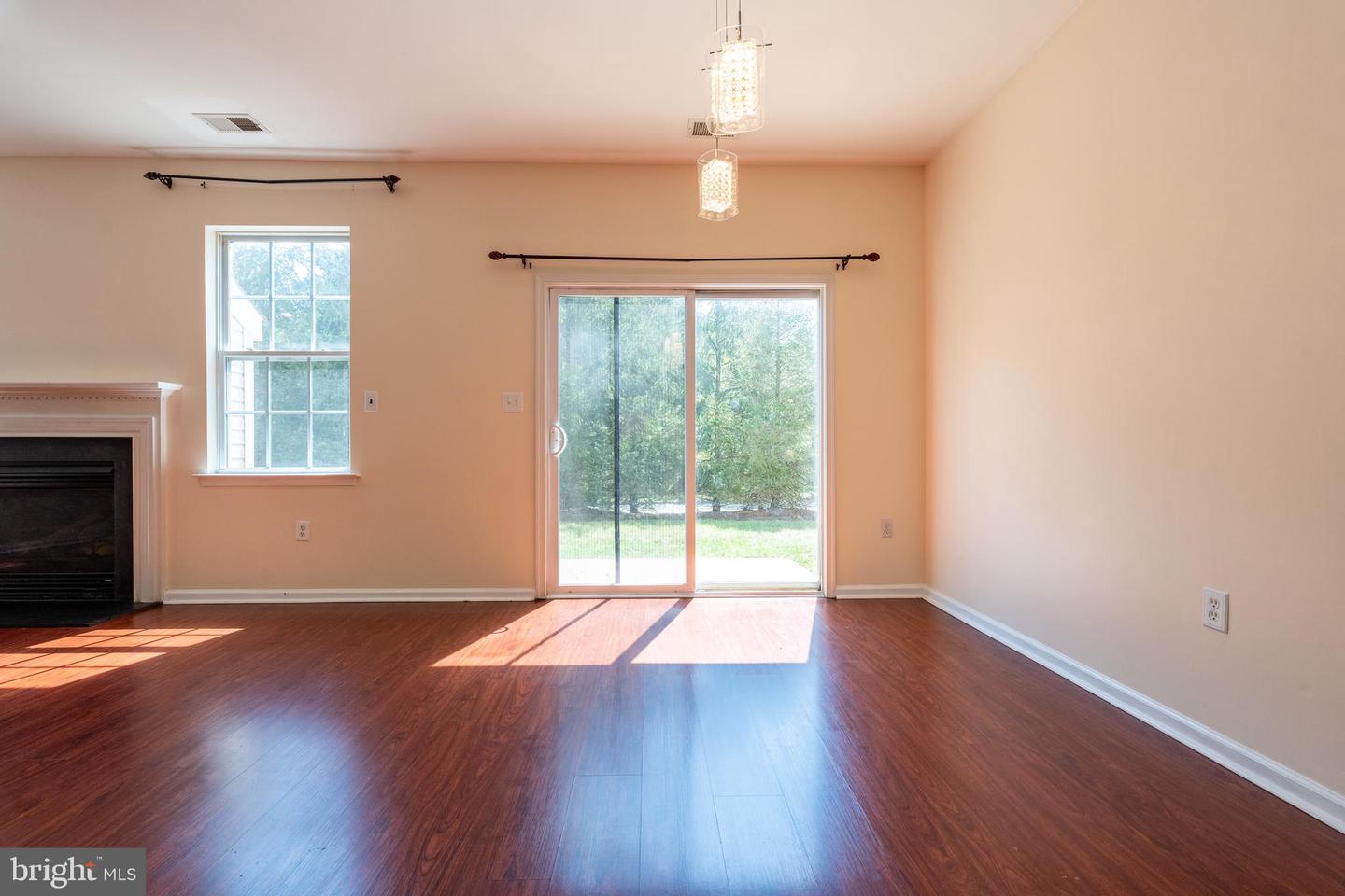 Pennington, New Jersey, 08534, United States, 3 Bedrooms Bedrooms, ,3 BathroomsBathrooms,Residential,For Sale,1939731