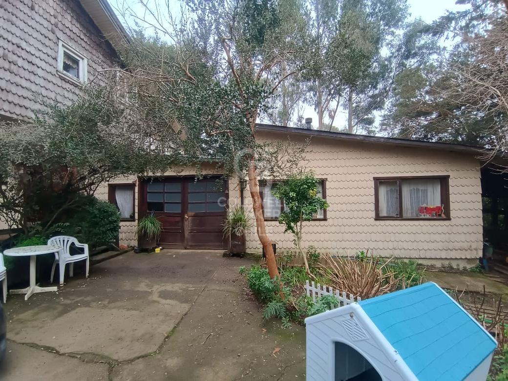 Puerto Varas, Chile, 8 Bedrooms Bedrooms, ,4 BathroomsBathrooms,Residential,For Sale,1999083