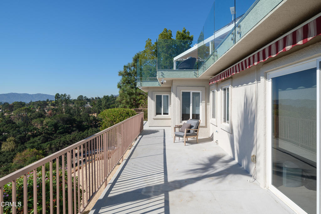 Altadena, California, 91001, United States, 5 Bedrooms Bedrooms, ,6 BathroomsBathrooms,Residential,For Sale,1989048