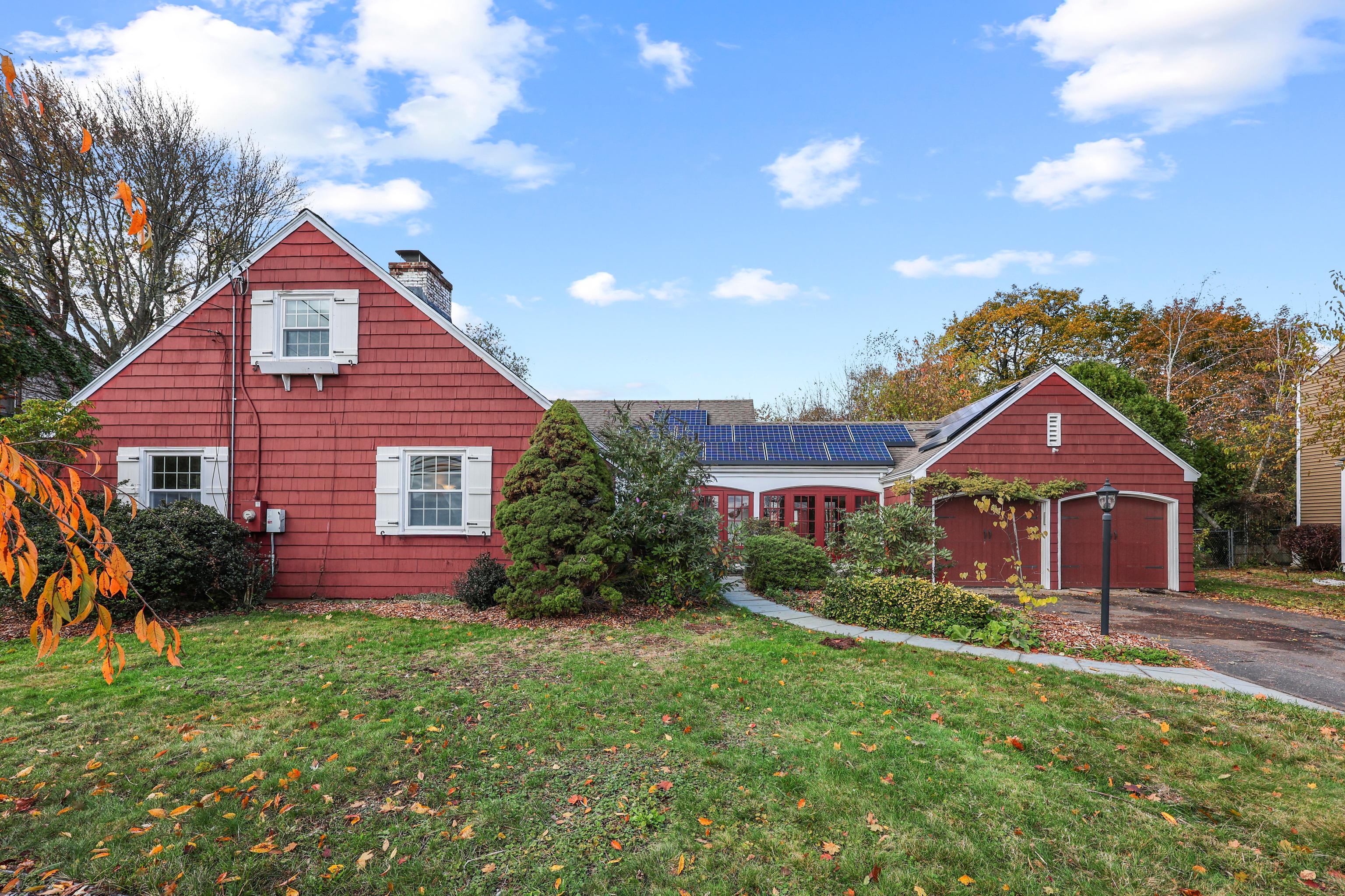 West Hartford, Connecticut, 06110, United States, 4 Bedrooms Bedrooms, ,2 BathroomsBathrooms,Residential,For Sale,1990757