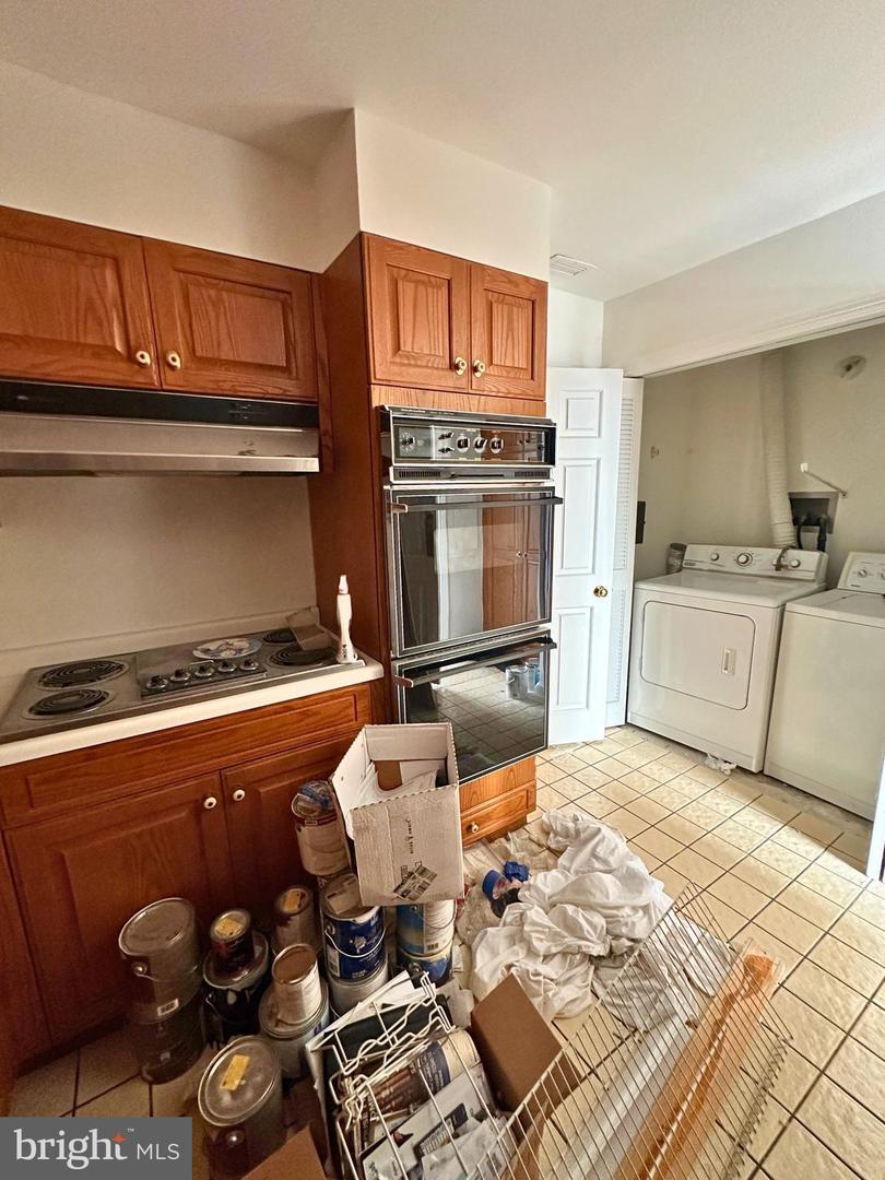 Baltimore, Maryland, 21202, United States, 3 Bedrooms Bedrooms, ,6 BathroomsBathrooms,Residential,For Sale,2002254