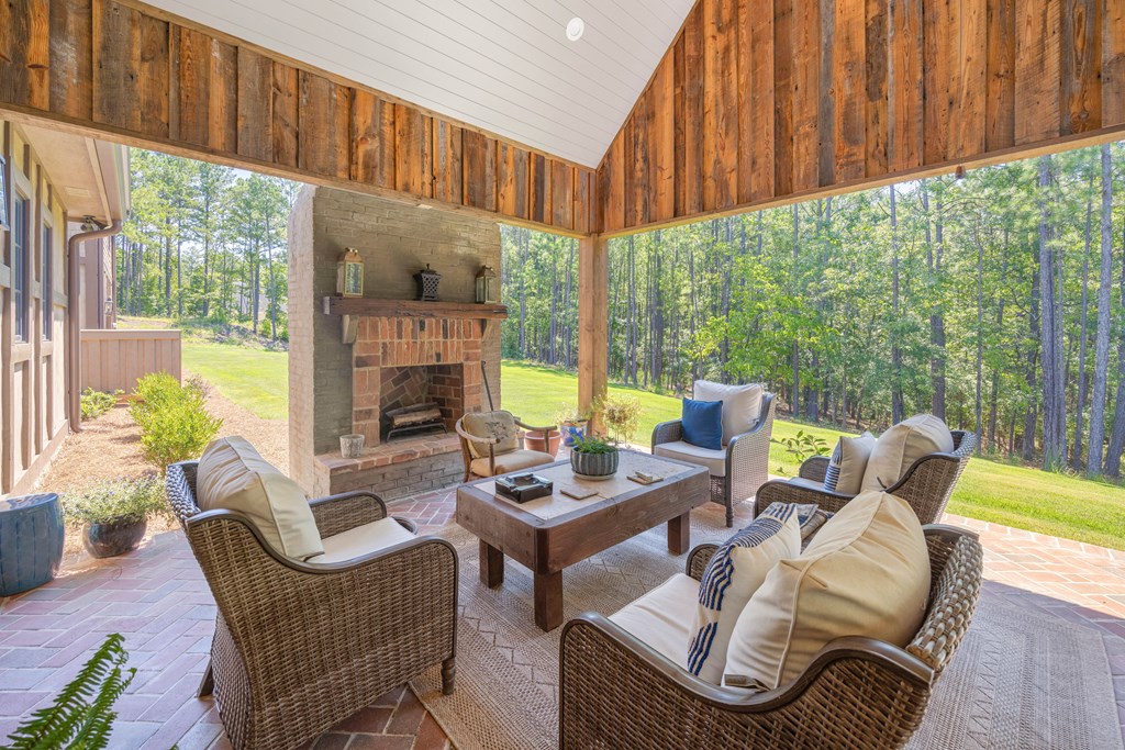 Columbus, Georgia, 31904, United States, 5 Bedrooms Bedrooms, ,5 BathroomsBathrooms,Residential,For Sale,1906061