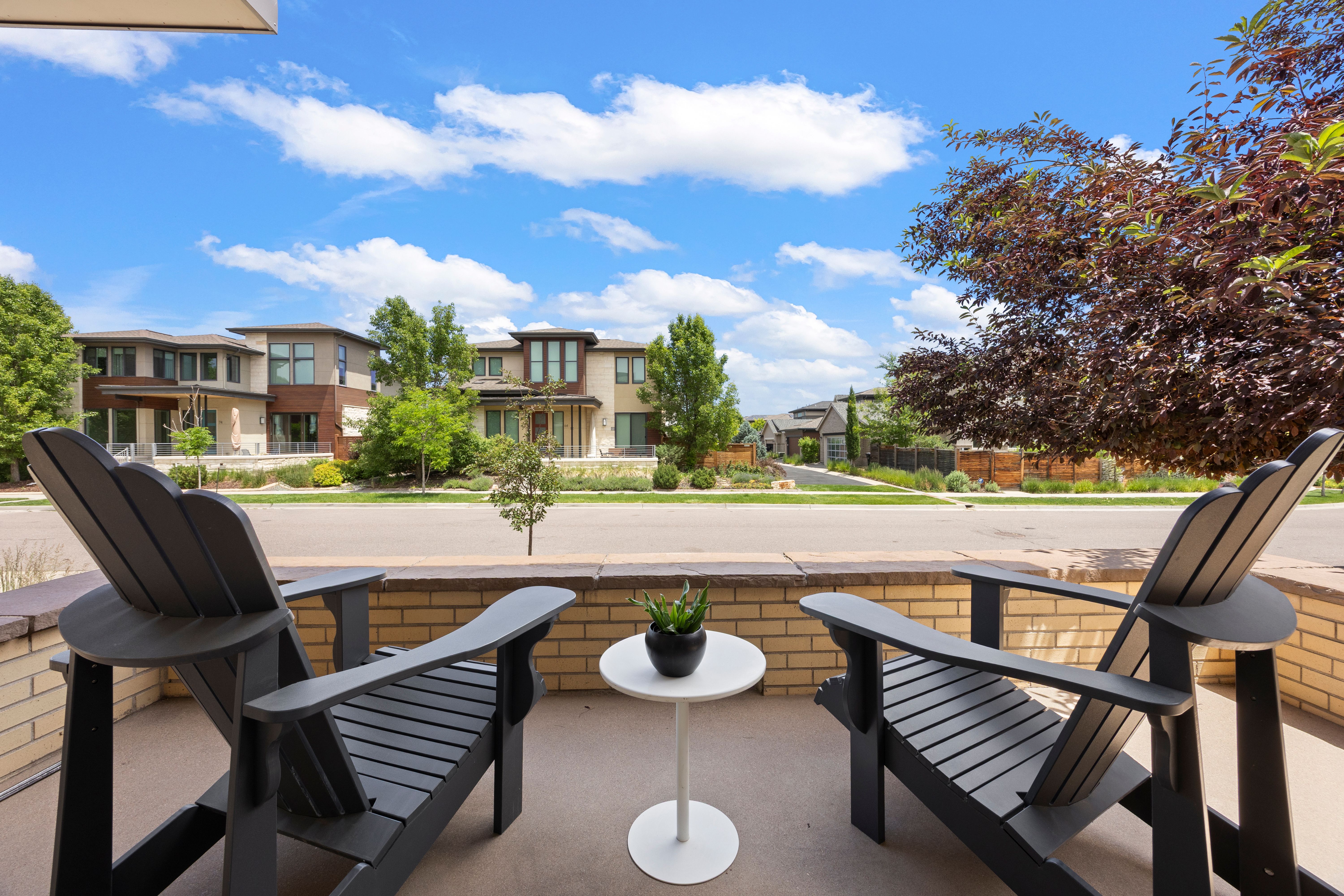  Exceptional Contemporary Move-In Ready Designed For Modern Living - 物件實景