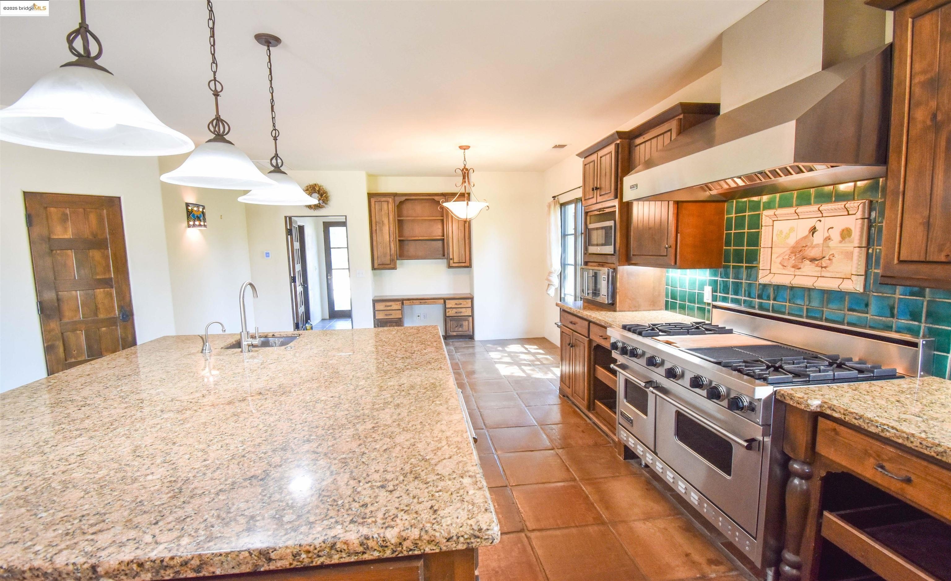 Sonora, California, 95370, United States, 4 Bedrooms Bedrooms, ,4 BathroomsBathrooms,Residential,For Sale,1846980
