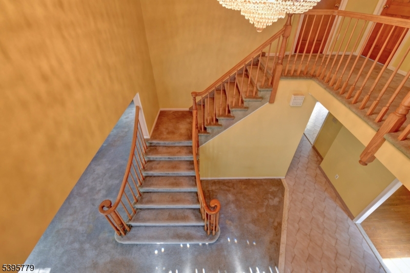 Kinnelon Boro, New Jersey, 07405, United States, 3 Bedrooms Bedrooms, ,3 BathroomsBathrooms,Residential,For Sale,1989629