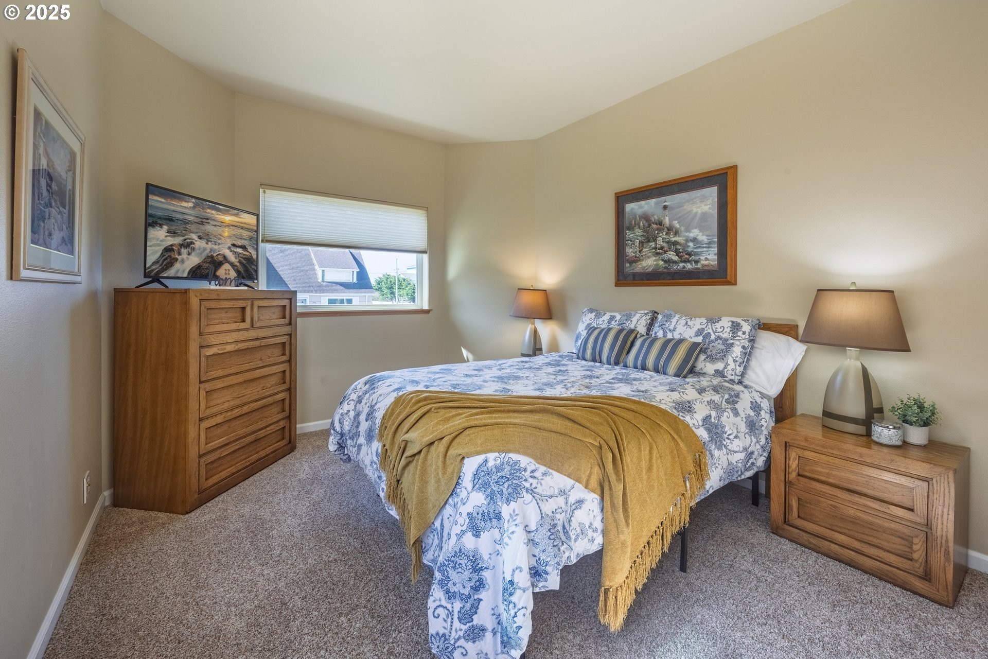 Lincoln City, Oregon, 97367, United States, 4 Bedrooms Bedrooms, ,3 BathroomsBathrooms,Residential,For Sale,1793948