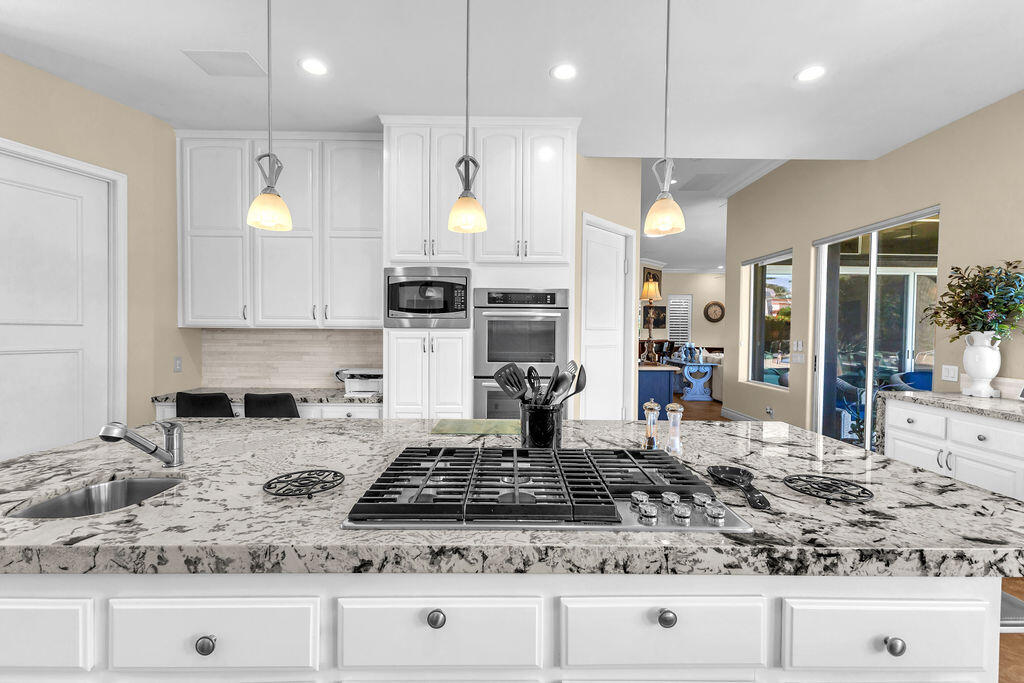 La Quinta, California, 92253, United States, 4 Bedrooms Bedrooms, ,2 BathroomsBathrooms,Residential,For Sale,1987635