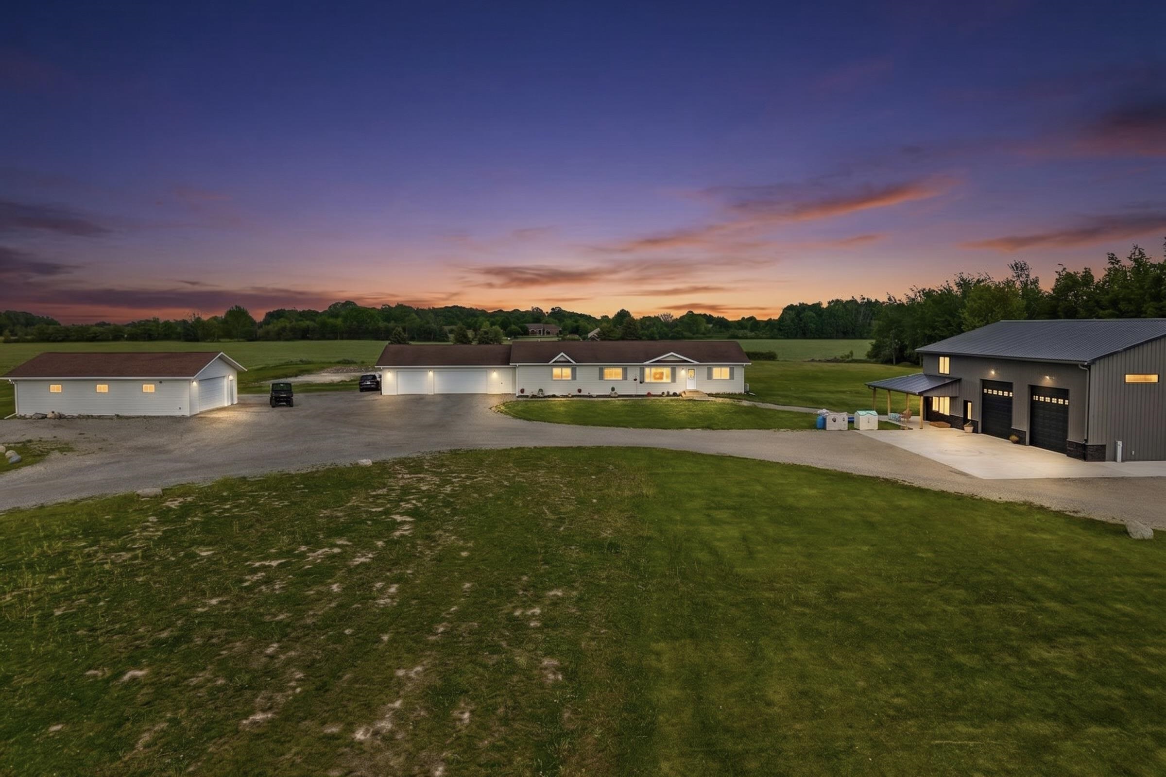 De Pere, Wisconsin, 54115-9006, United States, 4 Bedrooms Bedrooms, ,3 BathroomsBathrooms,Residential,For Sale,2048698
