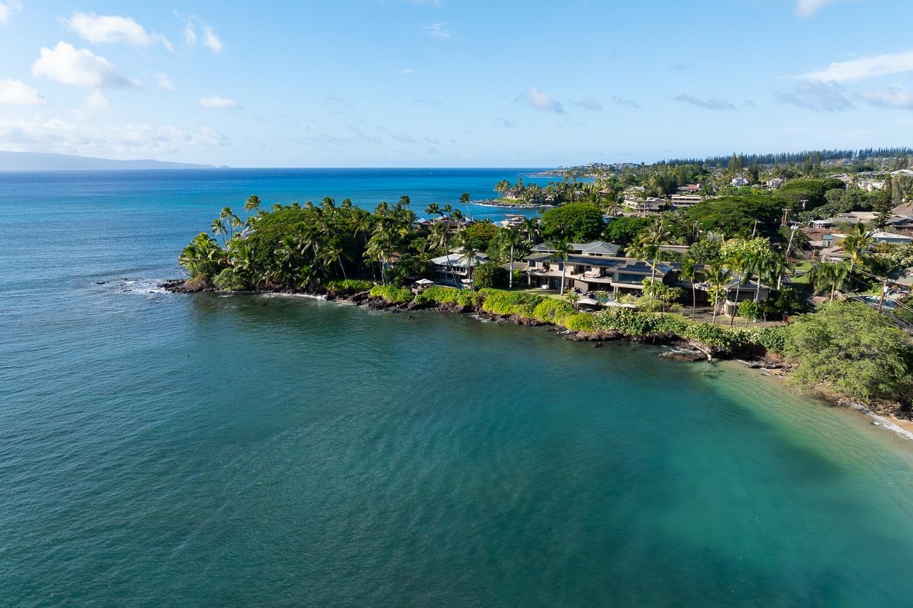 Lahaina, Hawaii, 96761, United States, 7 Bedrooms Bedrooms, ,9 BathroomsBathrooms,Residential,For Sale,1934362