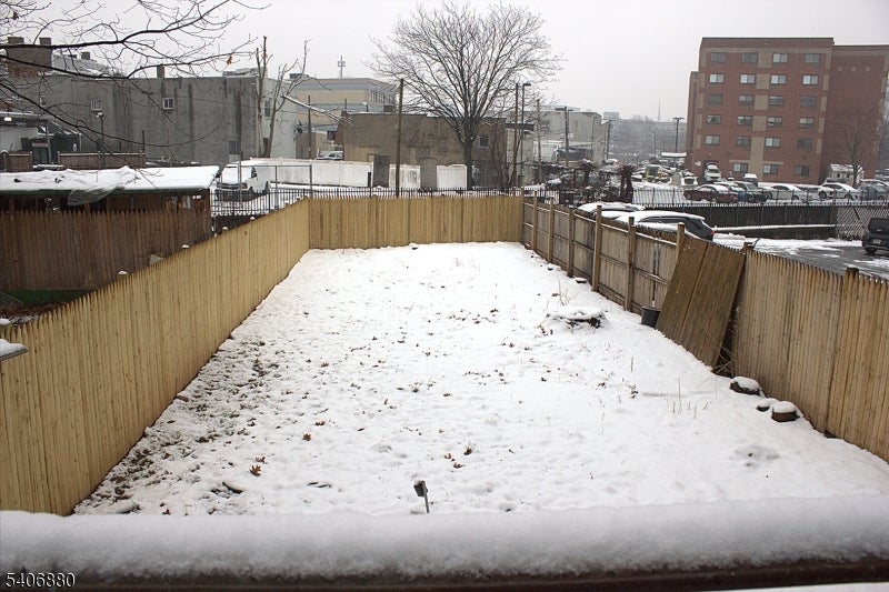 Elizabeth City, New Jersey, 07208, United States, 5 Bedrooms Bedrooms, ,4 BathroomsBathrooms,Residential,For Sale,2011713