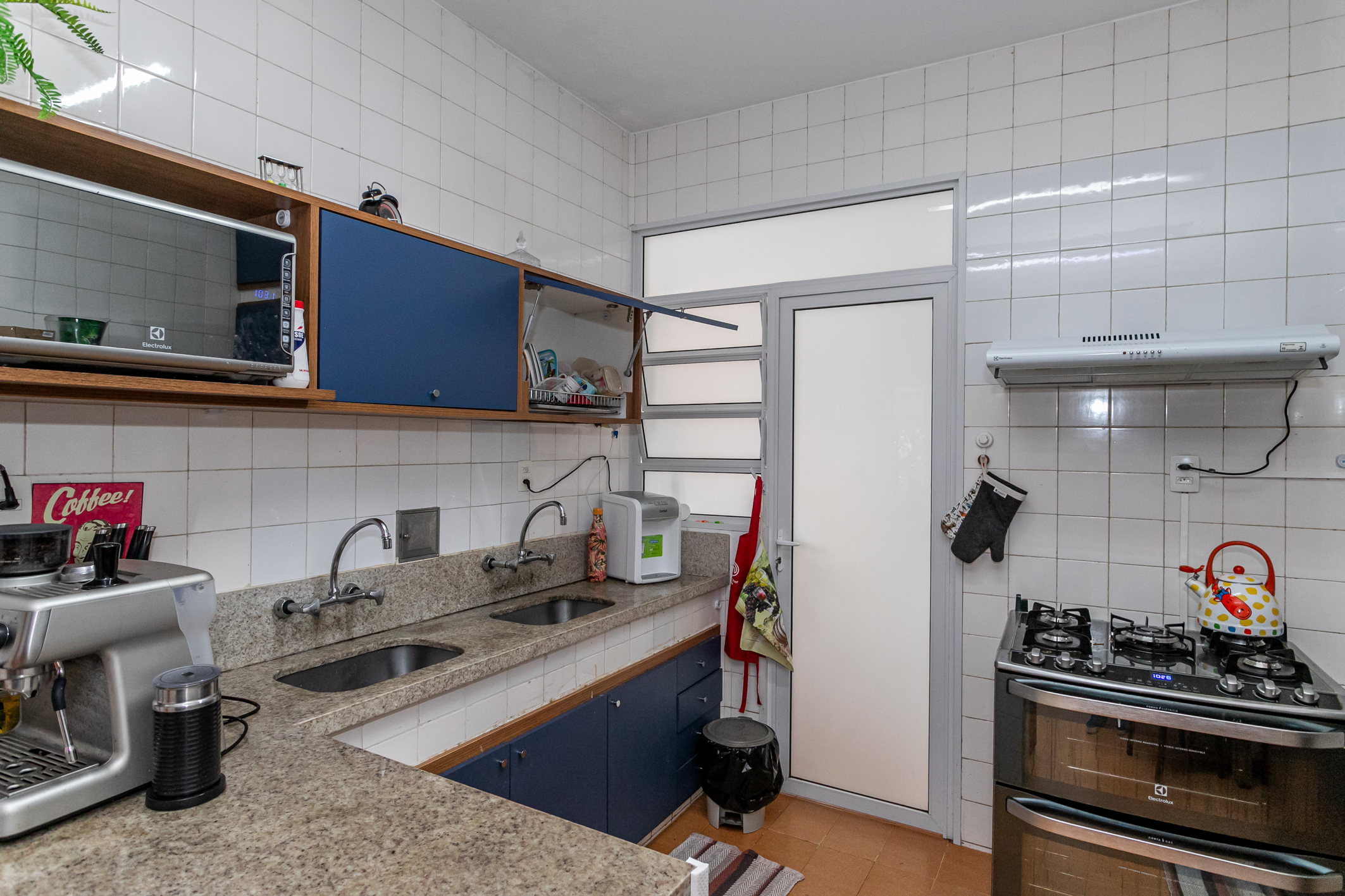  Bright and airy apartment in a highly desirable location - 物件實景