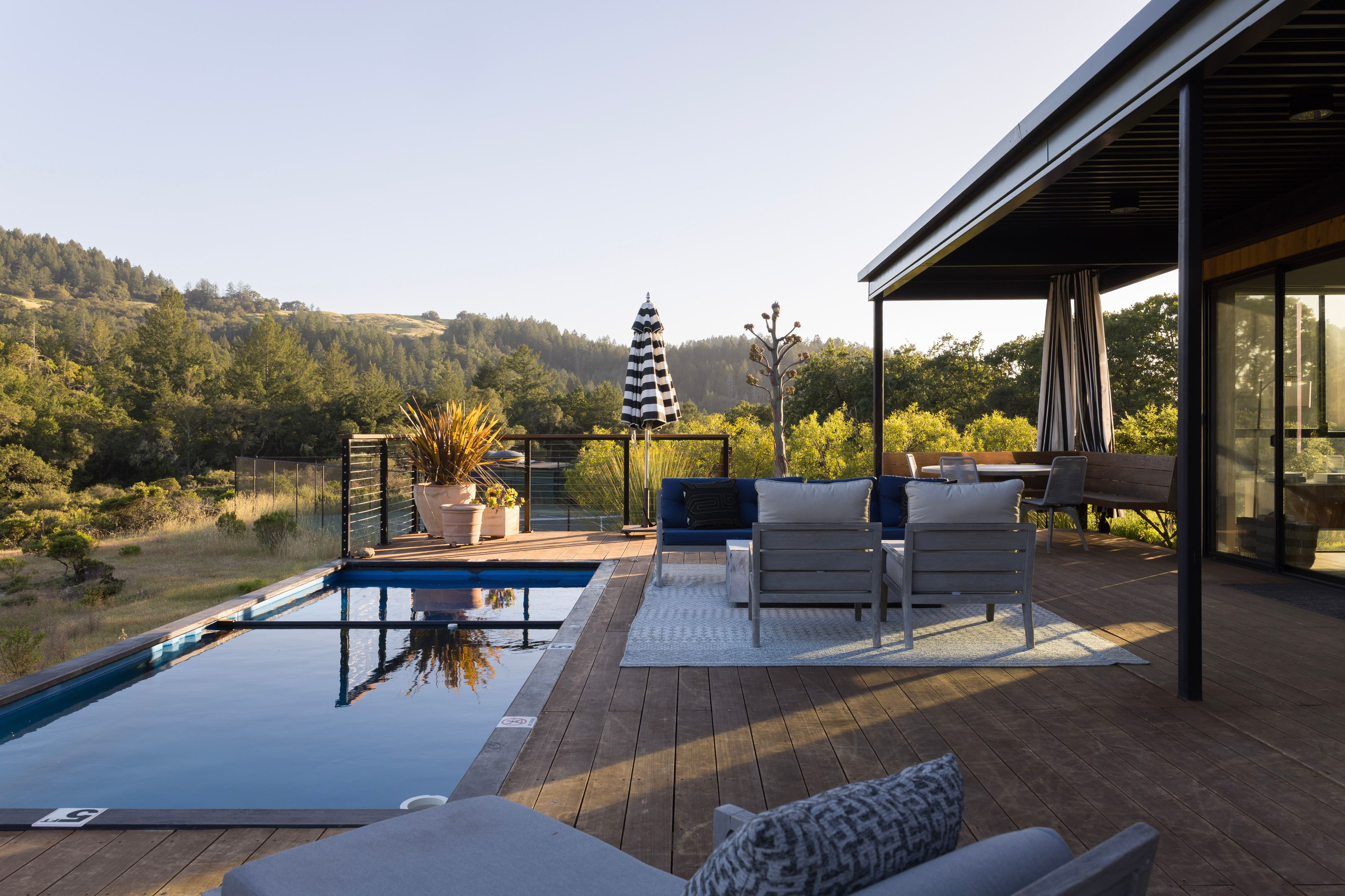  Income Producing Calistoga Compound - 物件實景