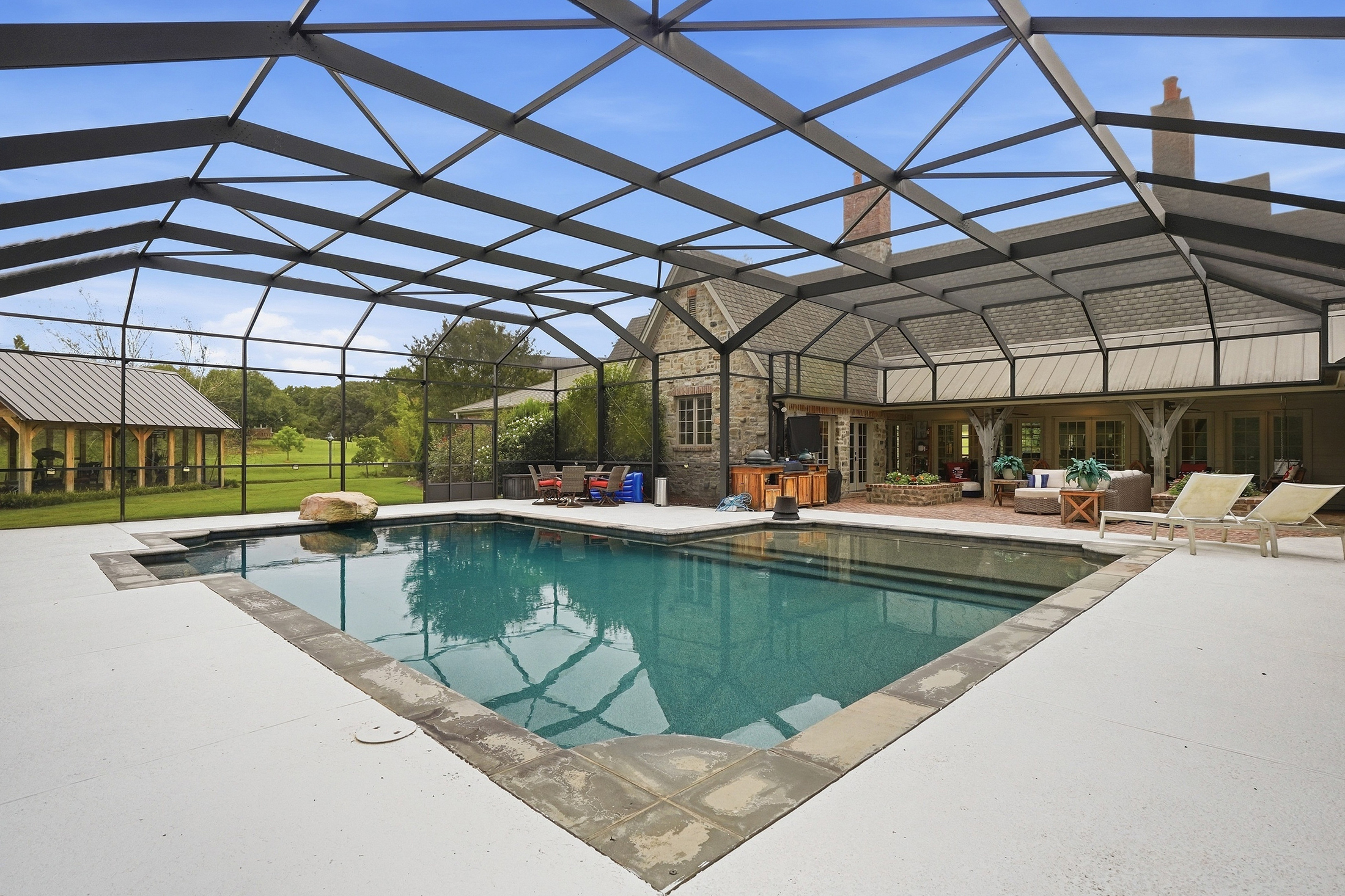  Extraordinary Estate on Over 70 Acres - 物件實景
