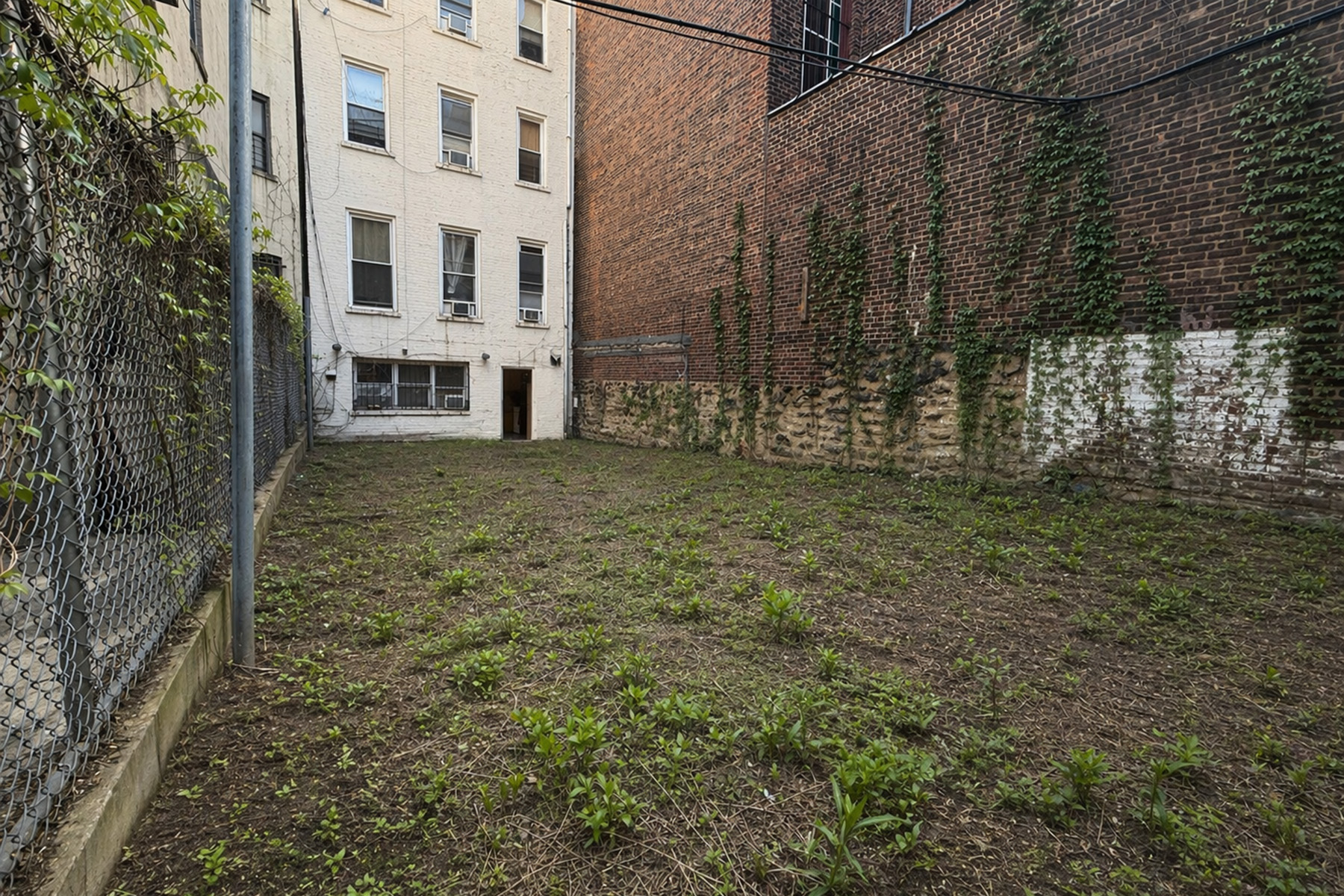  241 East 123rd St. 1-7, New York, NY, 10035 - 物件實景