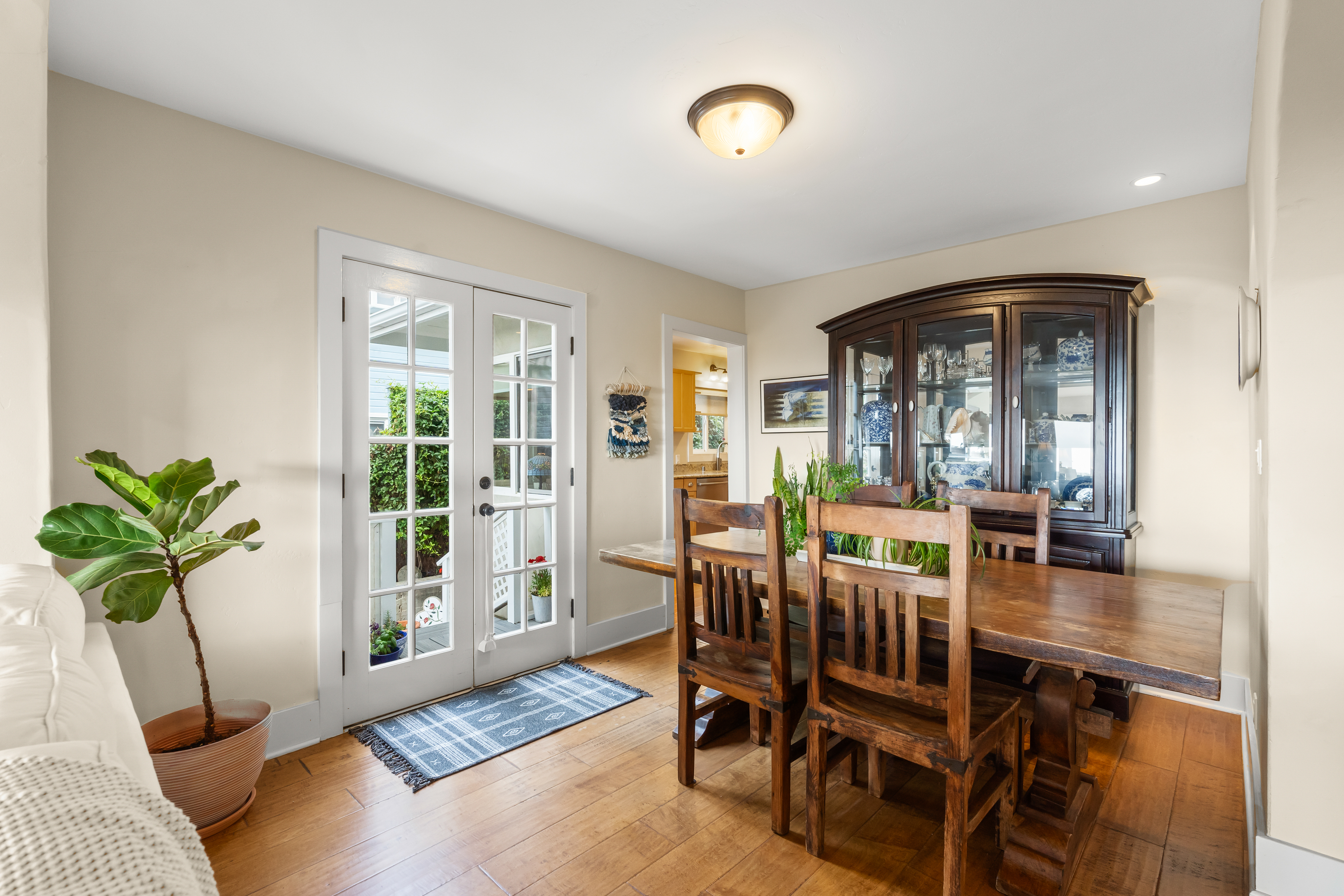  981 Poli Street, Ventura, CA 93001 - 物件實景