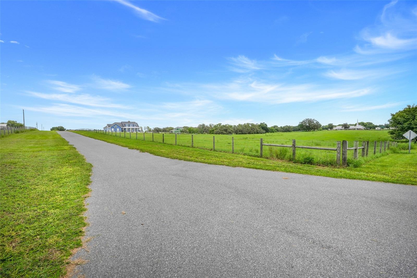 GROVELAND, Florida, 34736, United States, 4 Bedrooms Bedrooms, ,5 BathroomsBathrooms,Residential,For Sale,1792752