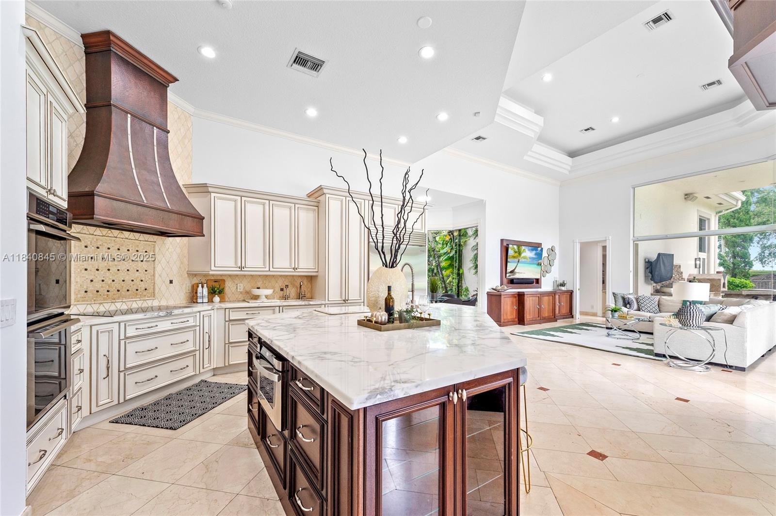 Weston, Florida, 33332, United States, 5 Bedrooms Bedrooms, ,6 BathroomsBathrooms,Residential,For Sale,1896752