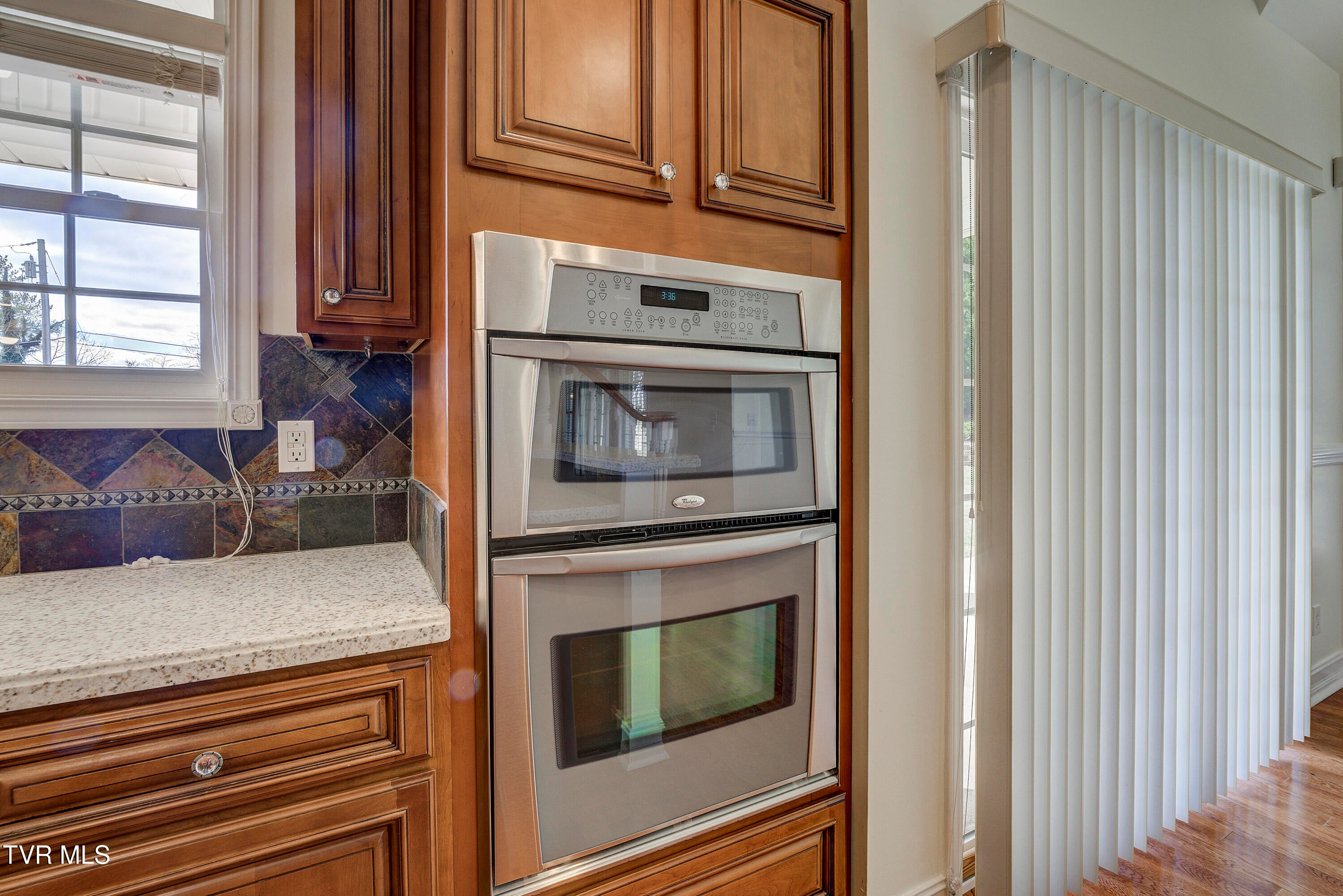 Bristol, Tennessee, 37620, United States, 4 Bedrooms Bedrooms, ,4 BathroomsBathrooms,Residential,For Sale,2001712