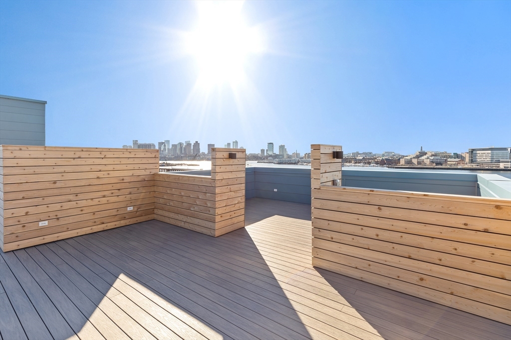 Boston, Massachusetts, 02128, United States, 2 Bedrooms Bedrooms, ,2 BathroomsBathrooms,Residential,For Sale,1977510