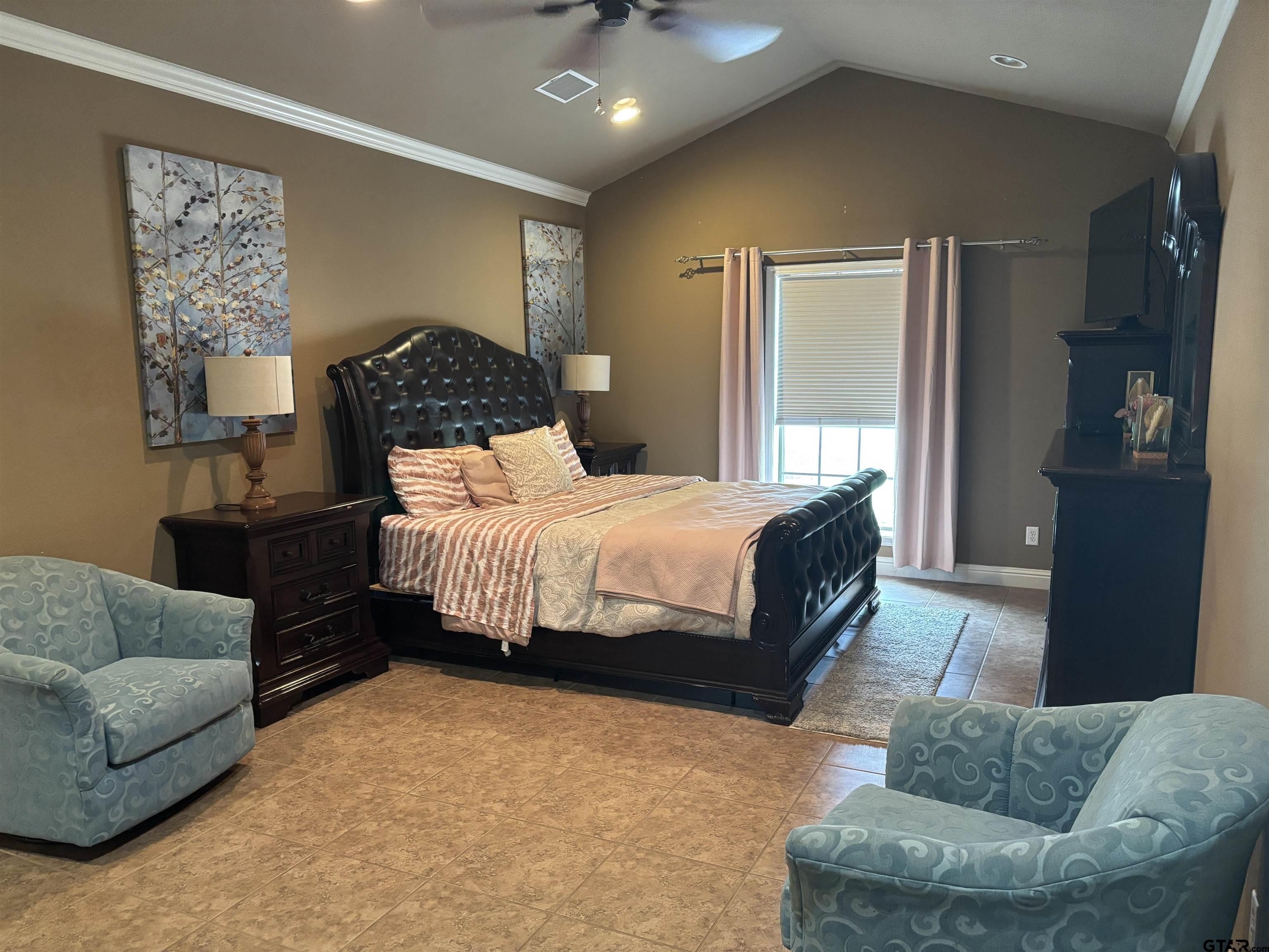 Pittsburg, Texas, 75686, United States, 3 Bedrooms Bedrooms, ,2 BathroomsBathrooms,Residential,For Sale,1980998