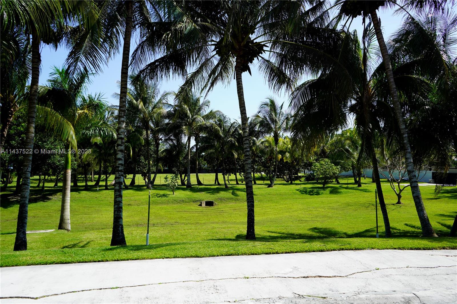 6500 Volunteer, Southwest Ranches, Florida, 33330, United States, 8 Bedrooms Bedrooms, ,7 BathroomsBathrooms,Residential,For Sale,6500 Volunteer,1453957