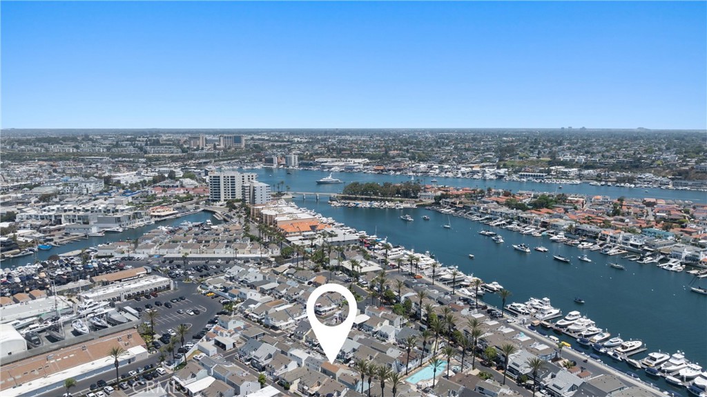 Newport Beach, California, 92663, United States, 2 Bedrooms Bedrooms, ,2 BathroomsBathrooms,Residential,For Sale,1877263