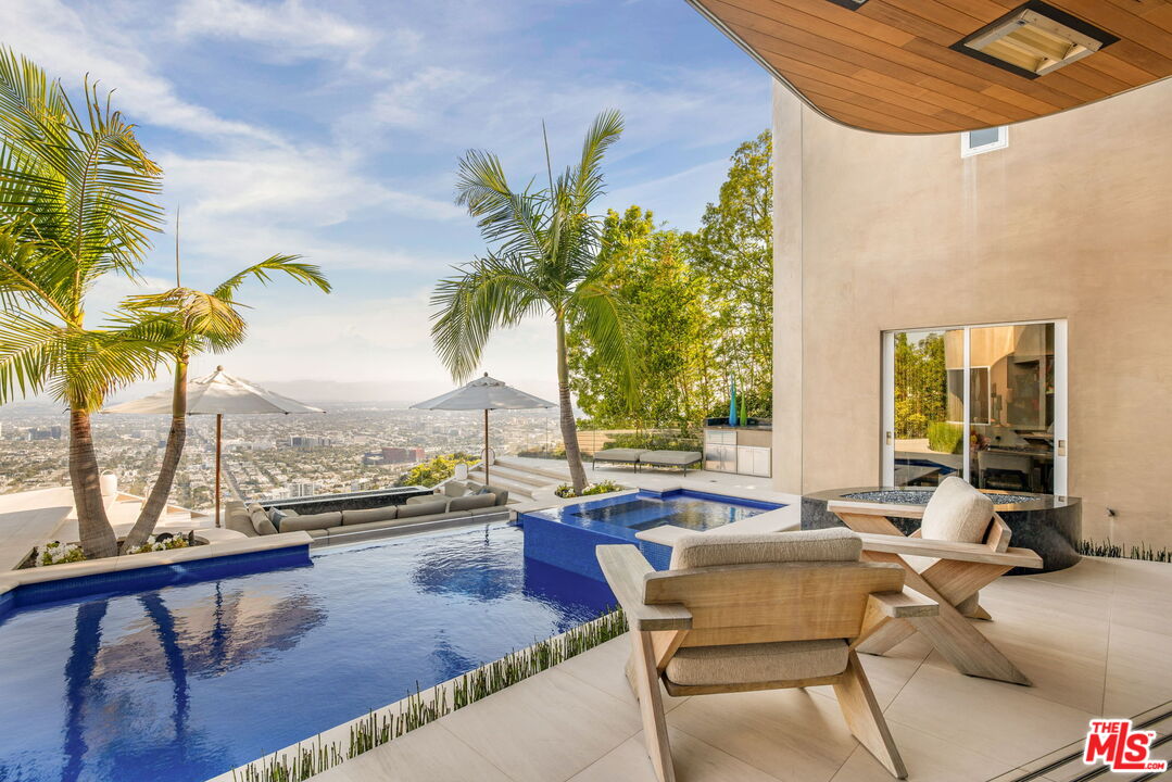 Los Angeles, California, 90046, United States, 3 Bedrooms Bedrooms, ,3 BathroomsBathrooms,Residential,For Sale,1908229