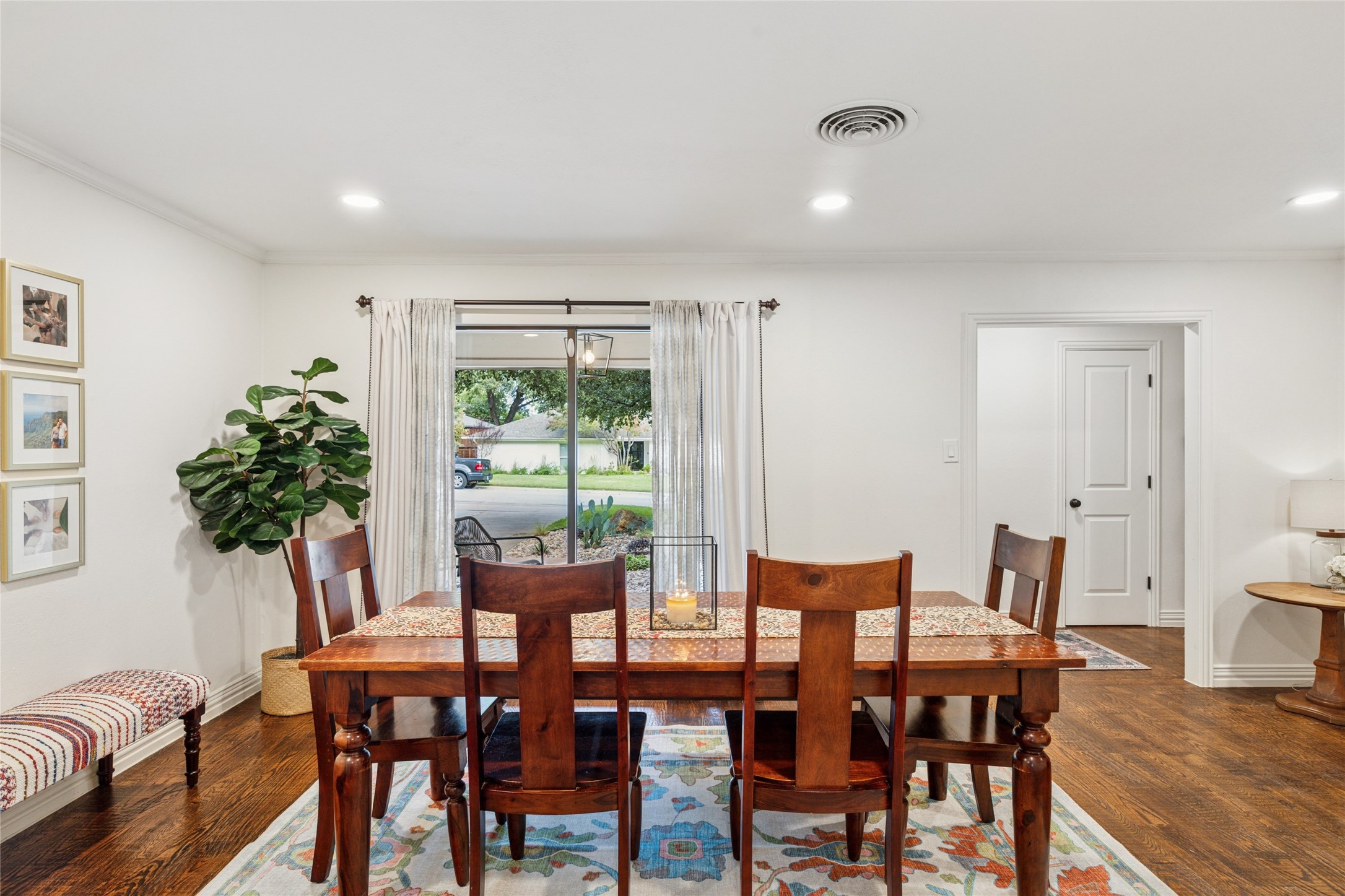 Fort Worth, Texas, 76116, United States, 4 Bedrooms Bedrooms, ,2 BathroomsBathrooms,Residential,For Sale,1957427