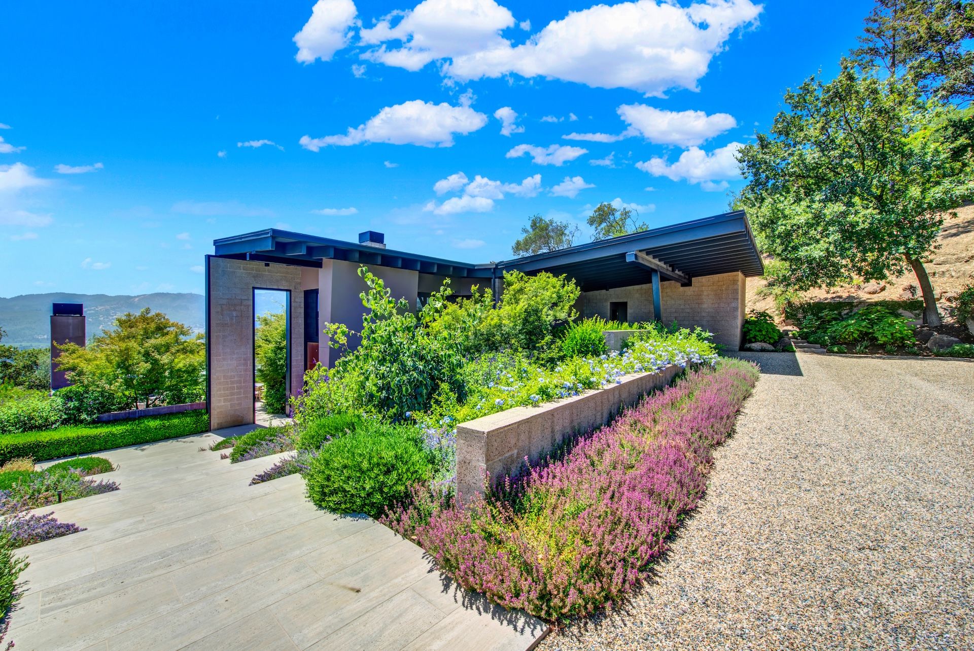  Exceptional Napa Valley Estate Set On 40 Private Acres - 物件實景