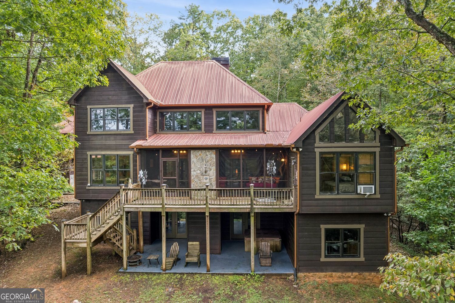Ellijay, Georgia, 30540, United States, 3 Bedrooms Bedrooms, ,4 BathroomsBathrooms,Residential,For Sale,1952403