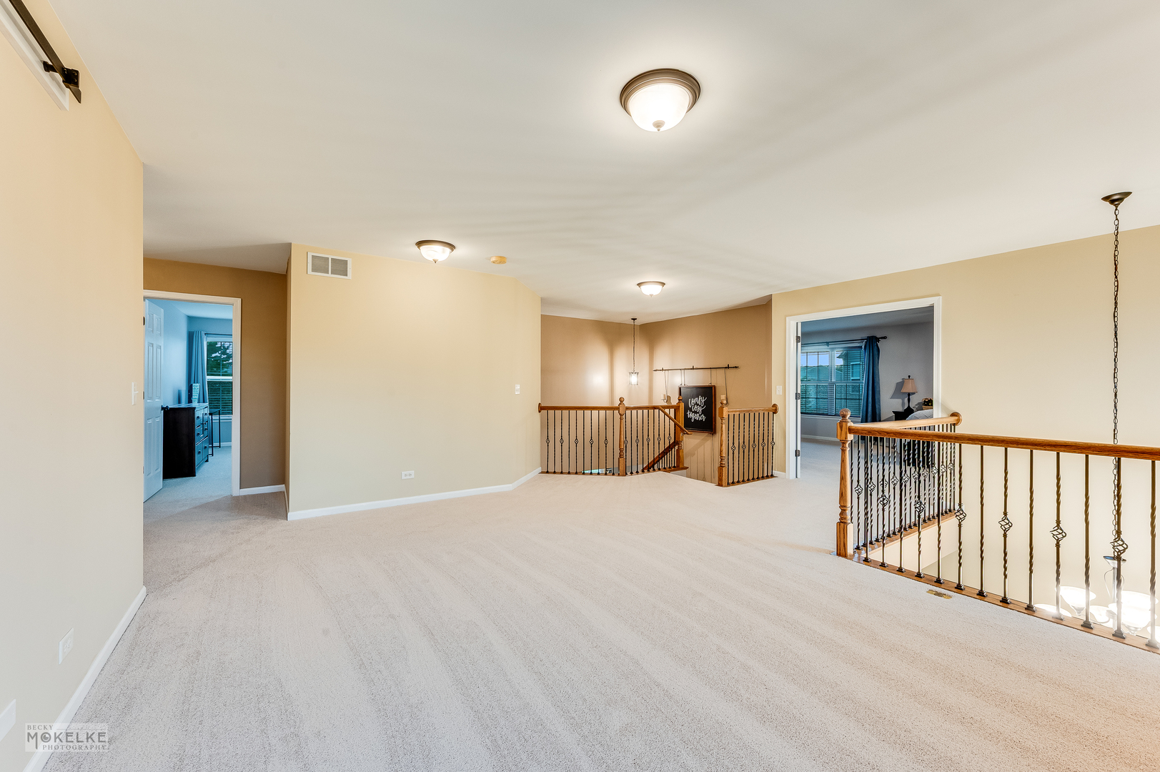 Oswego, Illinois, 60543, United States, 5 Bedrooms Bedrooms, ,3 BathroomsBathrooms,Residential,For Sale,1955340