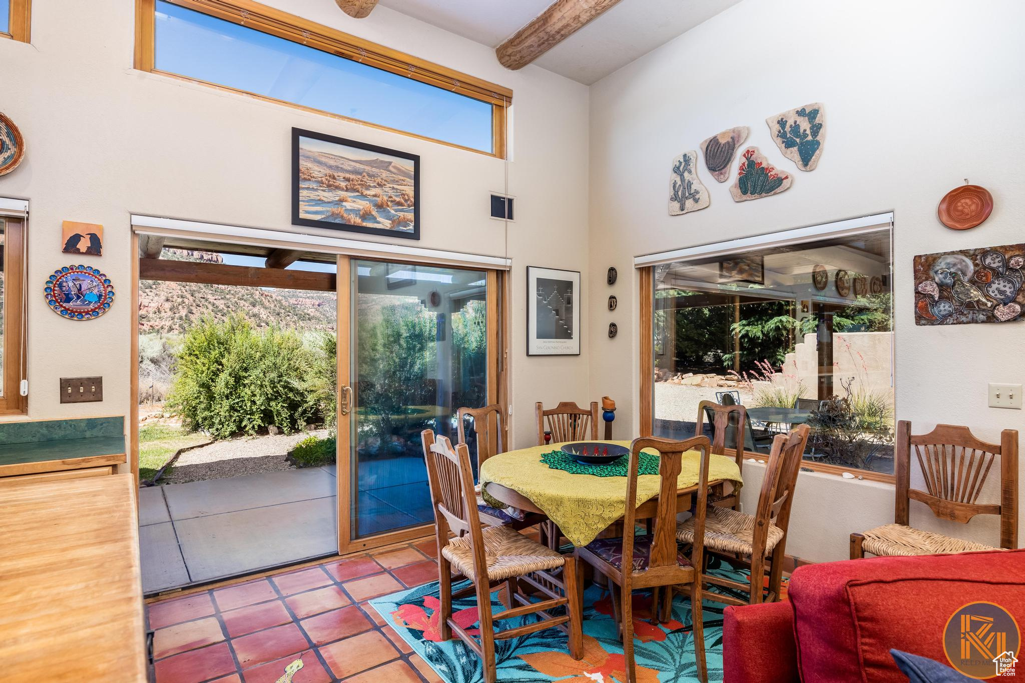 Kanab, Utah, 84741, United States, 2 Bedrooms Bedrooms, ,3 BathroomsBathrooms,Residential,For Sale,1903679