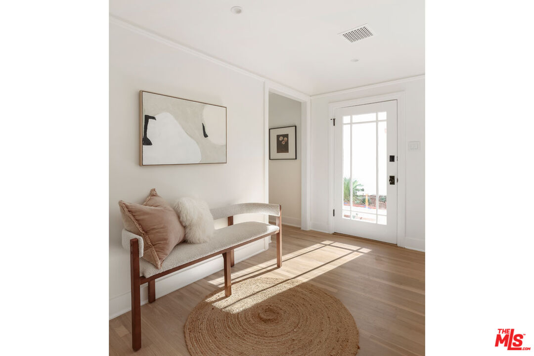 Los Angeles, California, 90036, United States, 2 Bedrooms Bedrooms, ,2 BathroomsBathrooms,Residential,For Sale,2003029