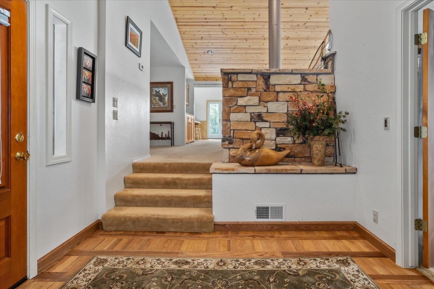 Arnold, California, 95223, United States, 3 Bedrooms Bedrooms, ,3 BathroomsBathrooms,Residential,For Sale,1922784