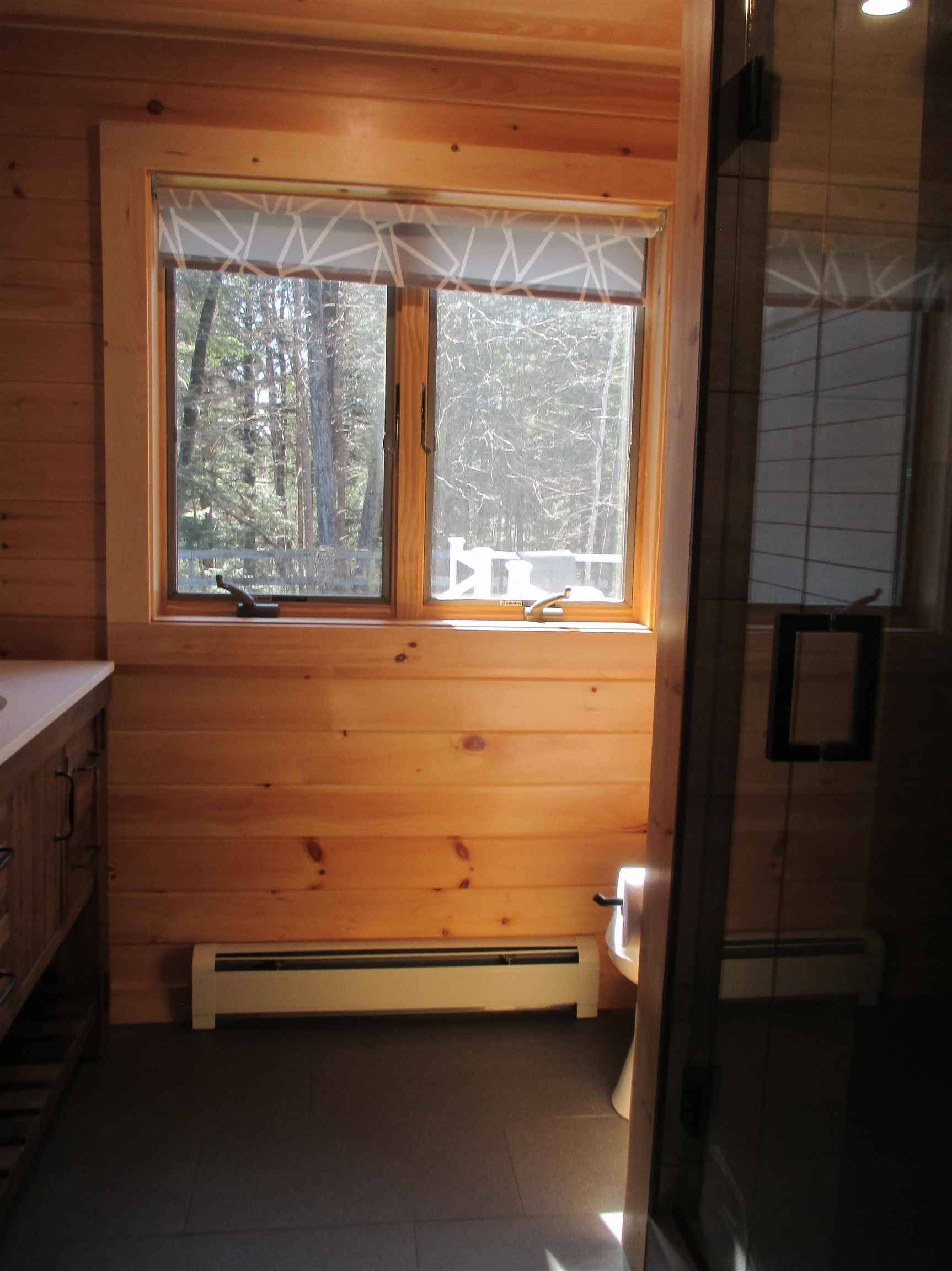 Littleton, New Hampshire, 03561, United States, 5 Bedrooms Bedrooms, ,2 BathroomsBathrooms,Residential,For Sale,1820898