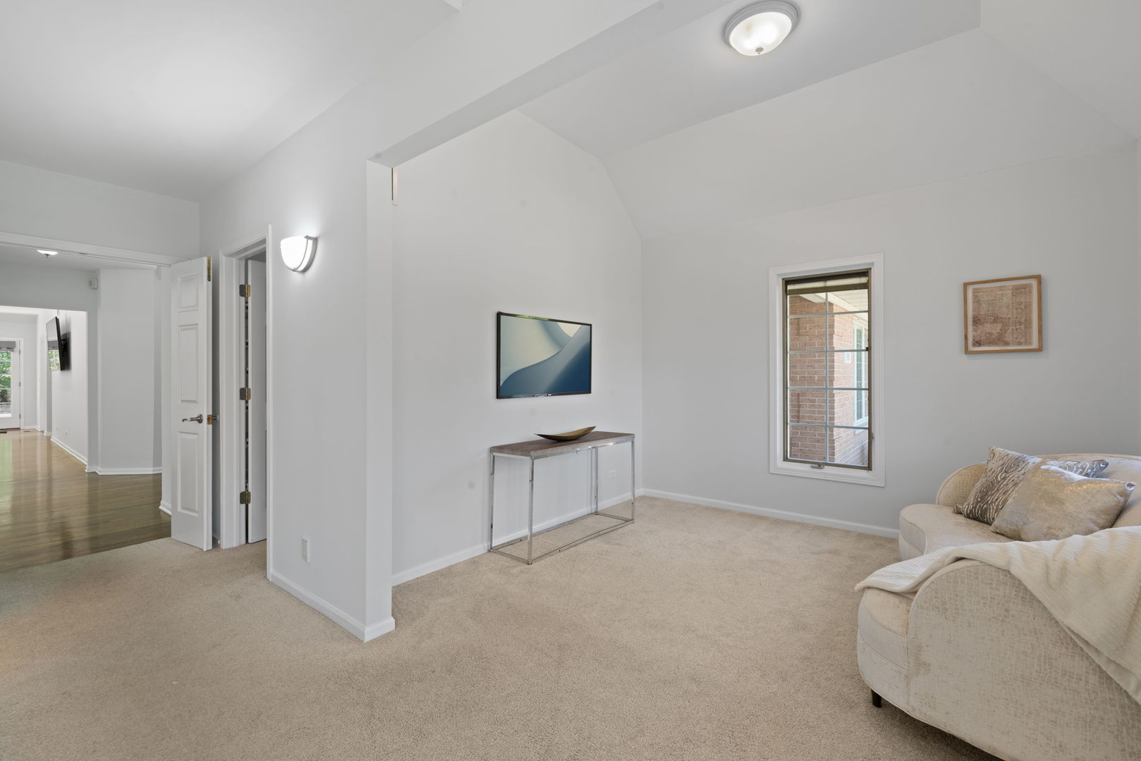 Oak Brook, Illinois, 60523, United States, 7 Bedrooms Bedrooms, ,5 BathroomsBathrooms,Residential,For Sale,1990925