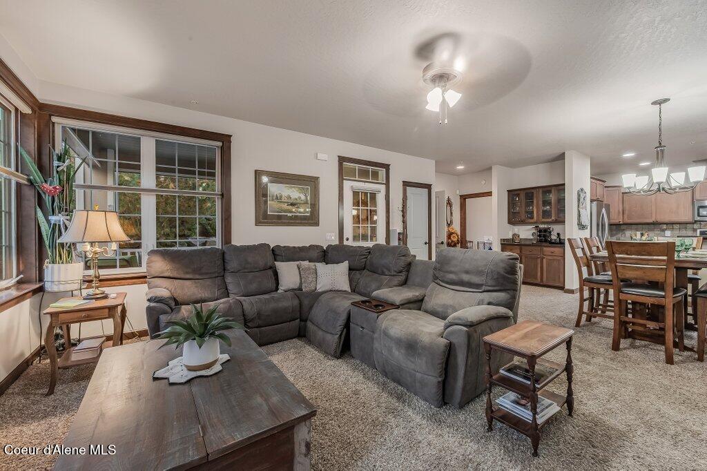 Coeur D'alene, Idaho, 83814, United States, 2 Bedrooms Bedrooms, ,Residential,For Sale,1998206