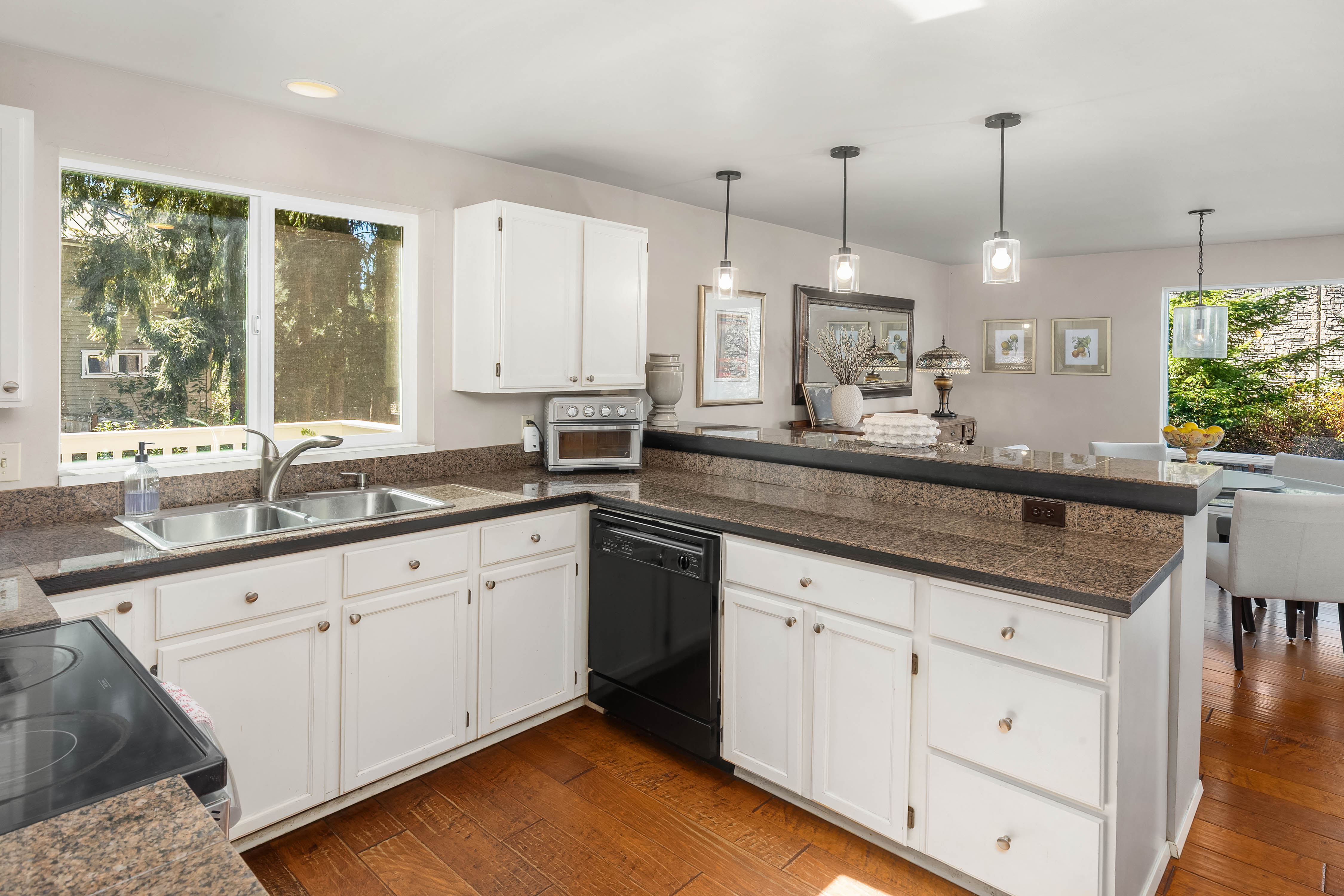  9630 NE 35th Place, Clyde Hill, WA 98004 - 物件實景