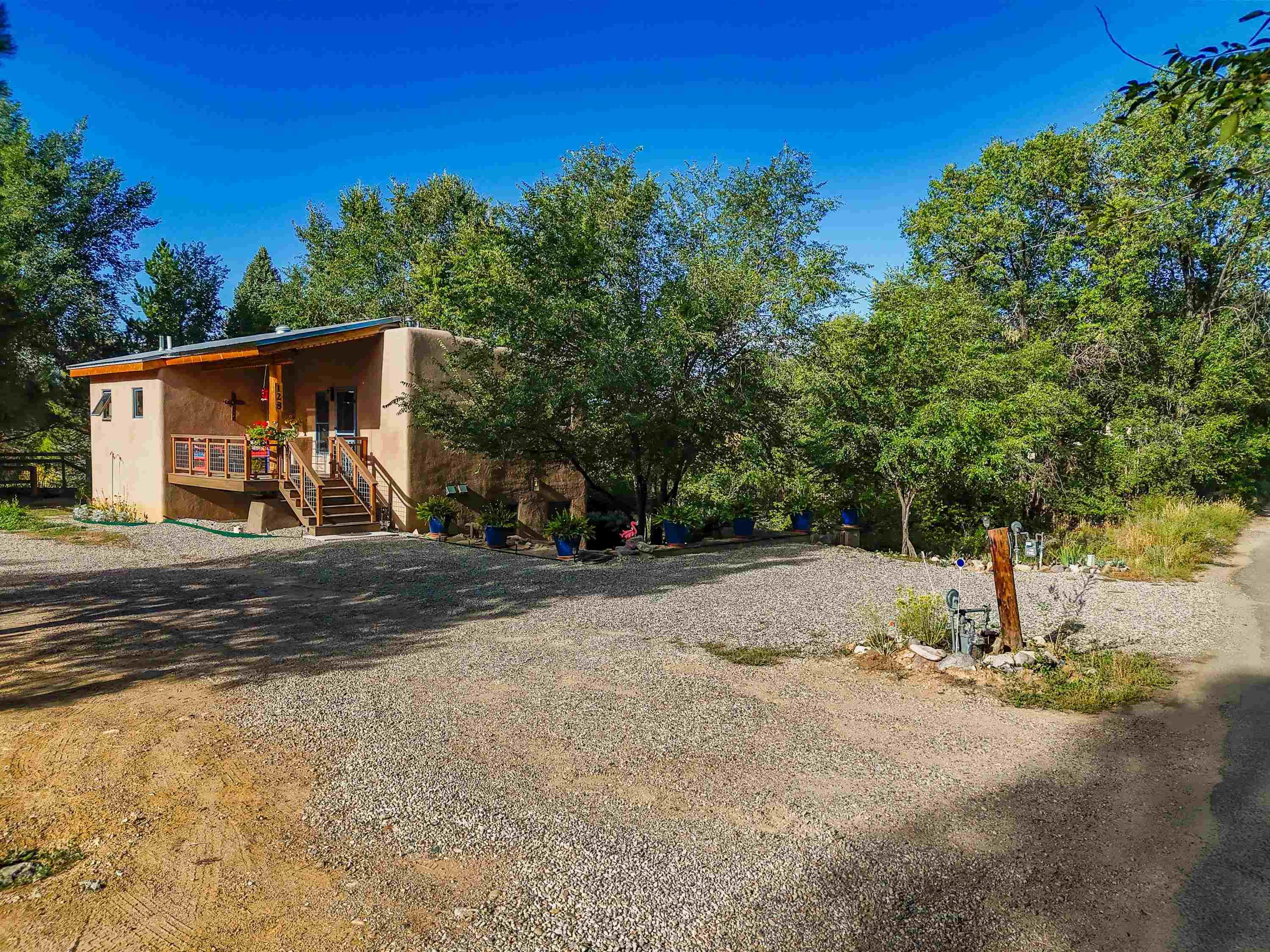 128 Las Cruces, Taos, New Mexico, 87571, United States, 2 Bedrooms Bedrooms, ,2 BathroomsBathrooms,Residential,For Sale,128 Las Cruces,1629727