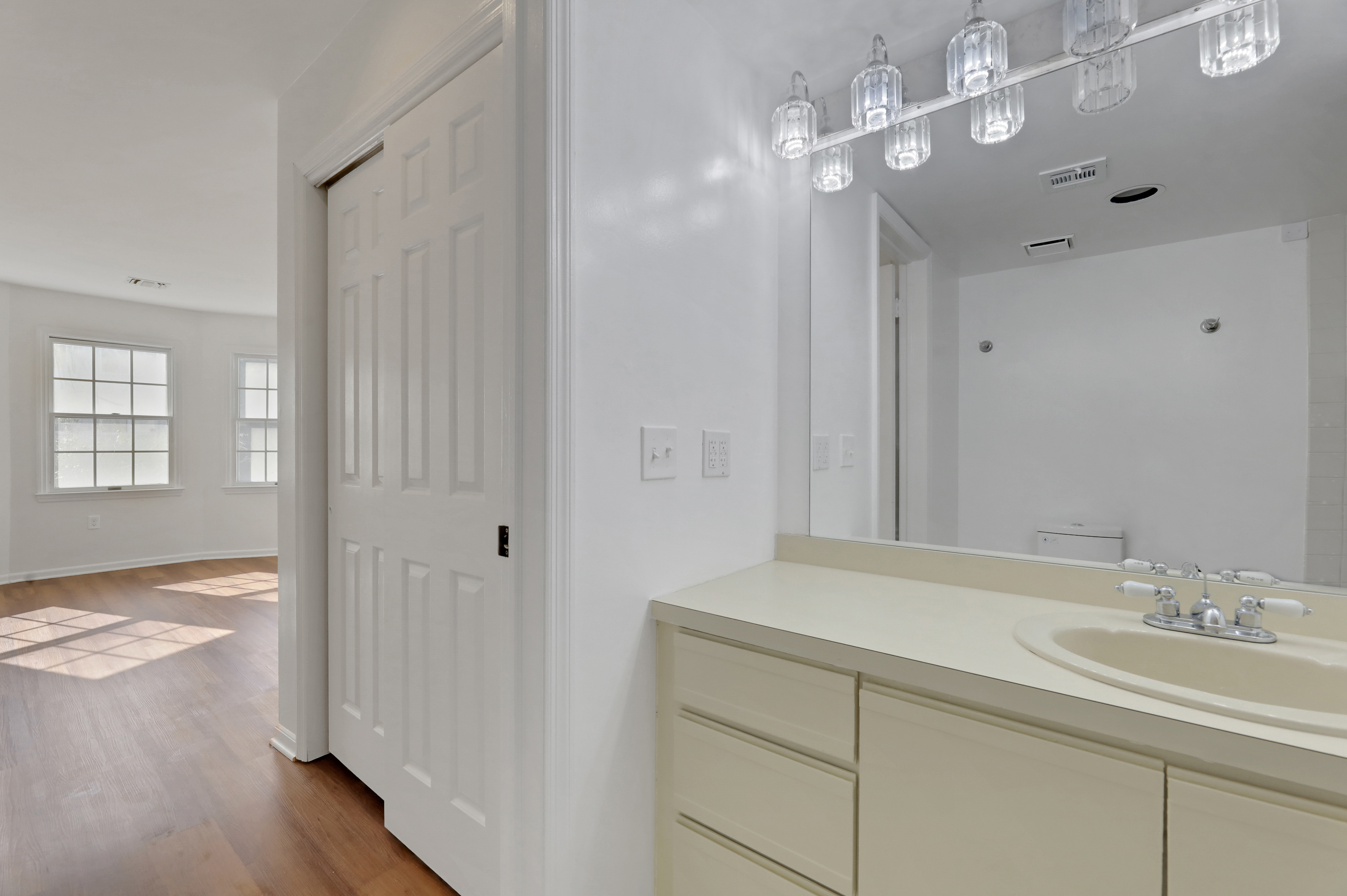  15 Crystal Lane, Paterson, NJ 07501 - 物件實景