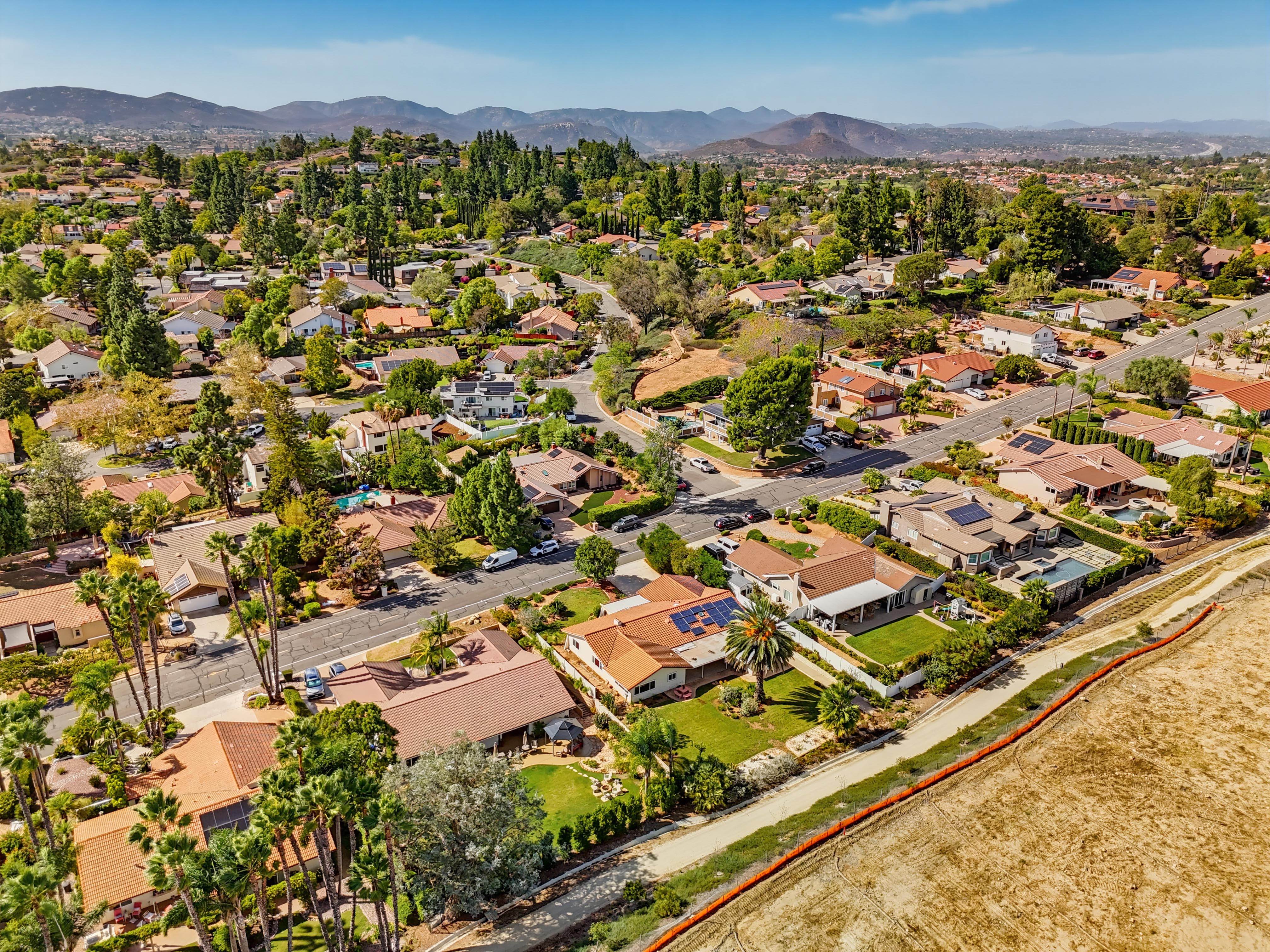  17253 Saint Andrews Drive, Poway, CA 92064 - 物件實景