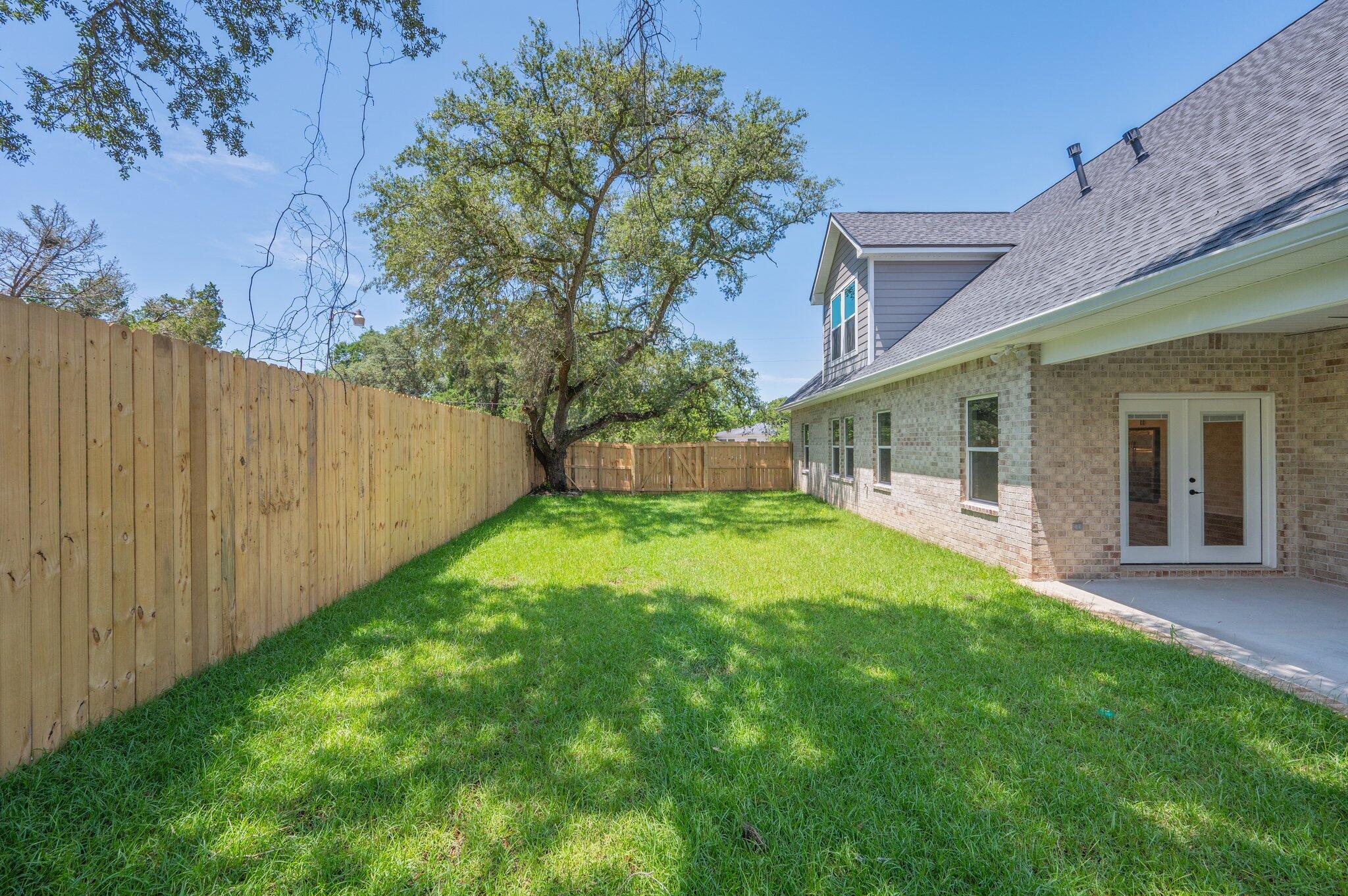 Fort Walton Beach, Florida, 32548, United States, 6 Bedrooms Bedrooms, ,3 BathroomsBathrooms,Residential,For Sale,1890001