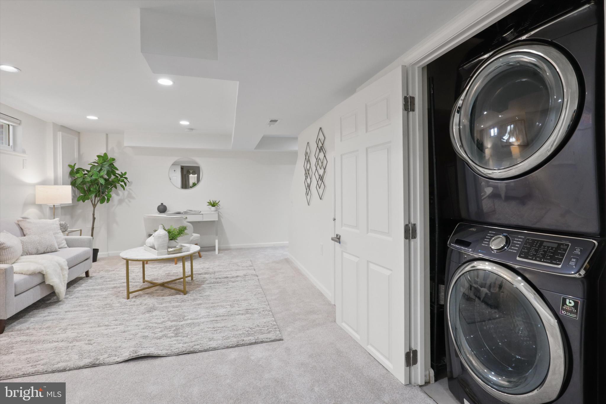 Washington, District of Columbia, 20012, United States, 2 Bedrooms Bedrooms, ,2 BathroomsBathrooms,Residential,For Sale,1983758