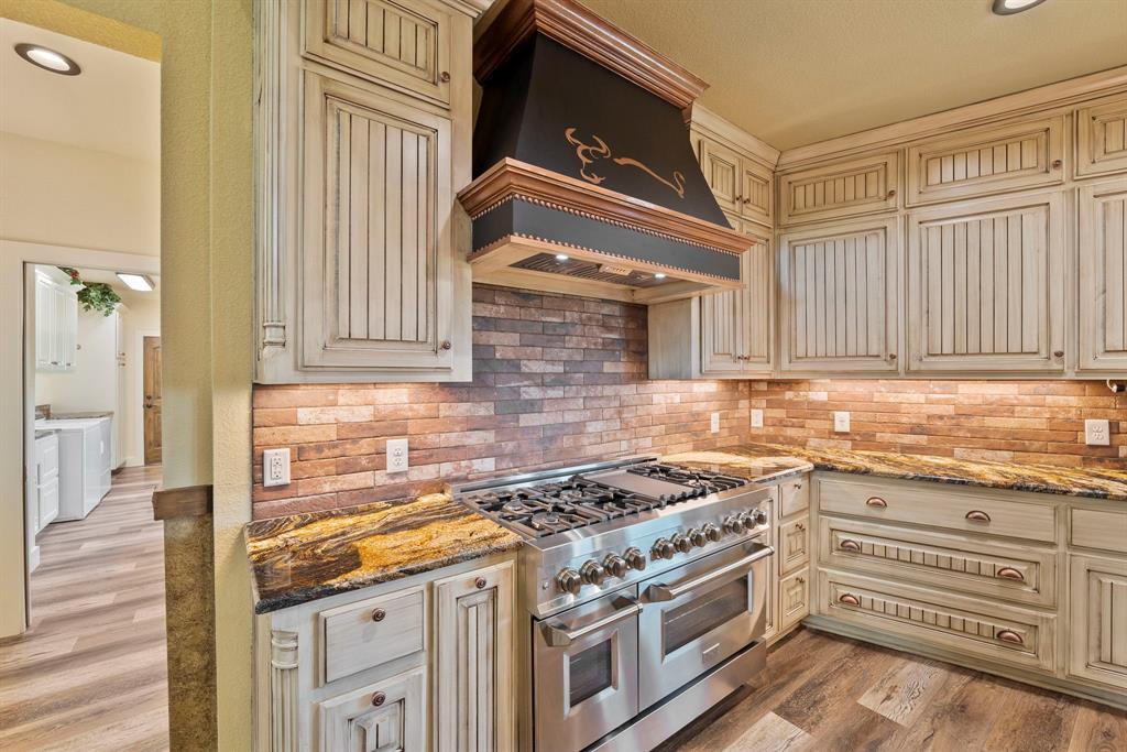 Weatherford, Texas, 76085, United States, 4 Bedrooms Bedrooms, ,4 BathroomsBathrooms,Residential,For Sale,1977773